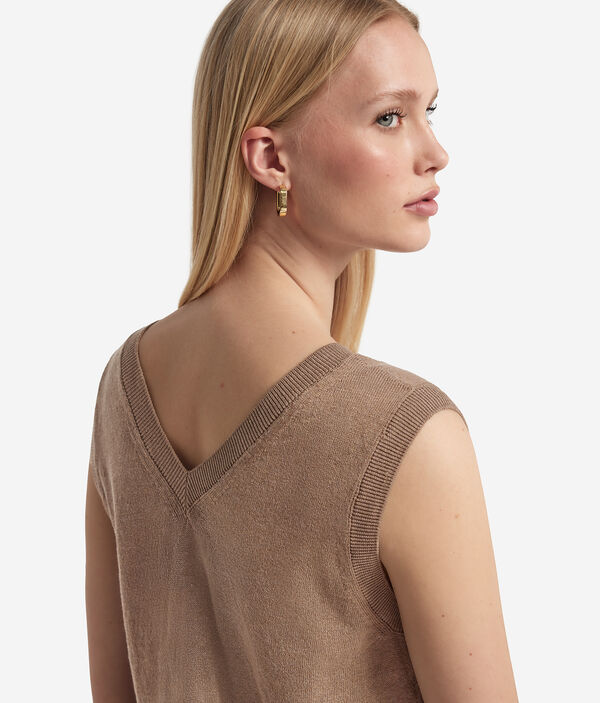 Топ из хлопка и льна