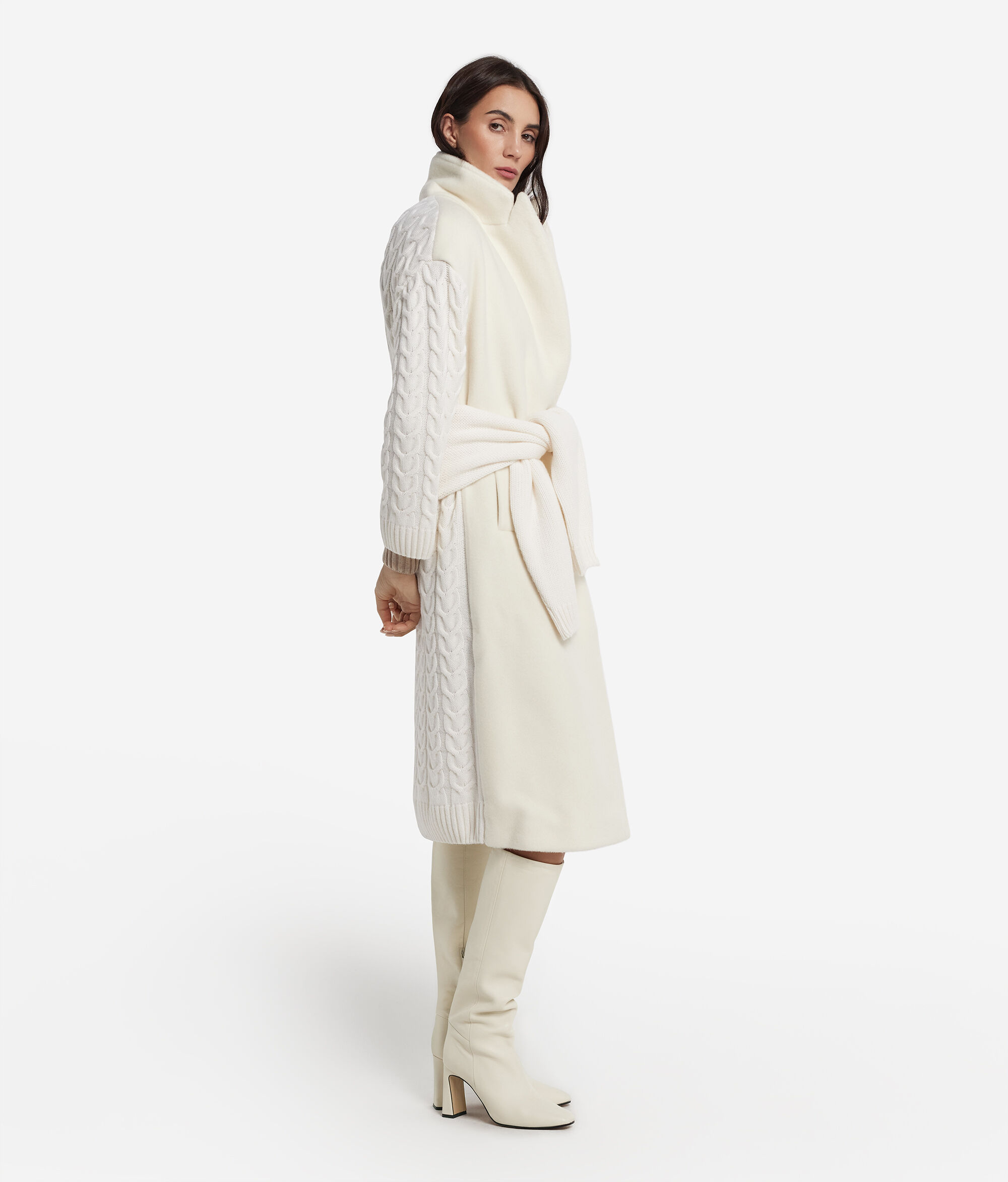 Manteau en cachemire à torsades