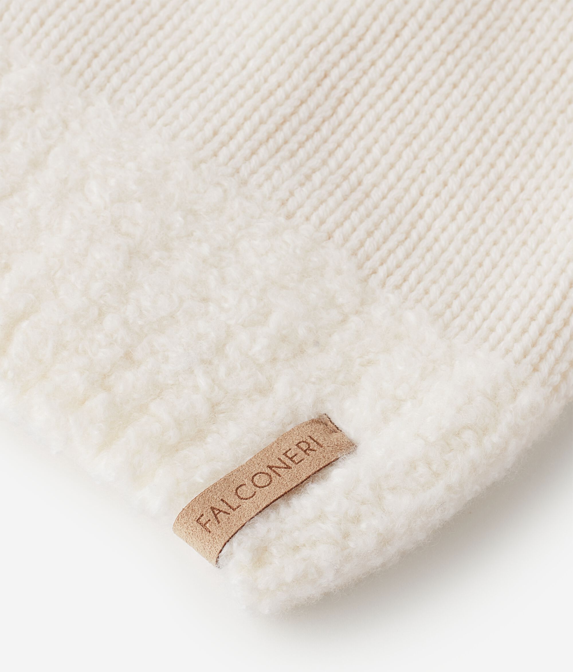 Ultrasoft Kasmír és Bouclé Sapka