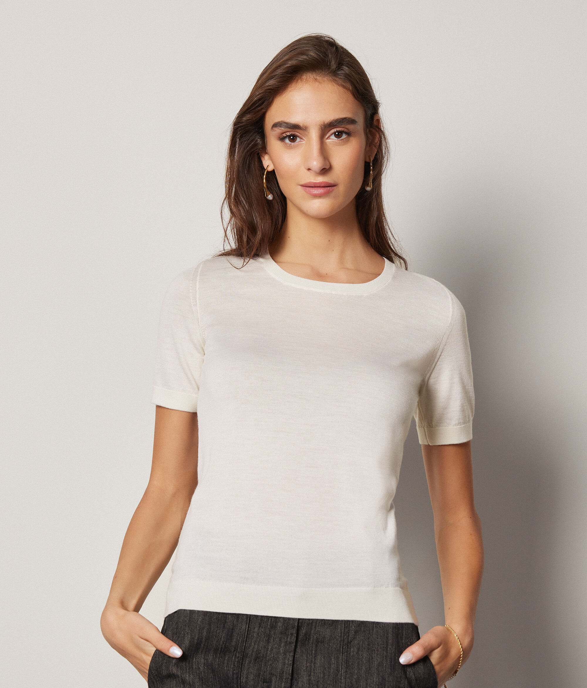 Maglia Girocollo Maniche Corte in Cashmere Ultrafine