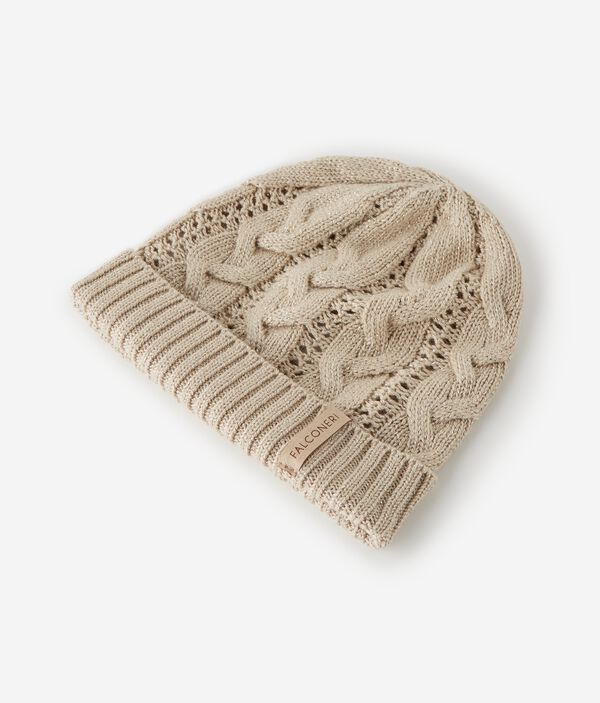 Шапка с «косами» из шерсти с эффектом ламе