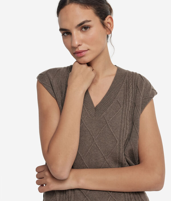 Жилет из ультрамягкого кашемира