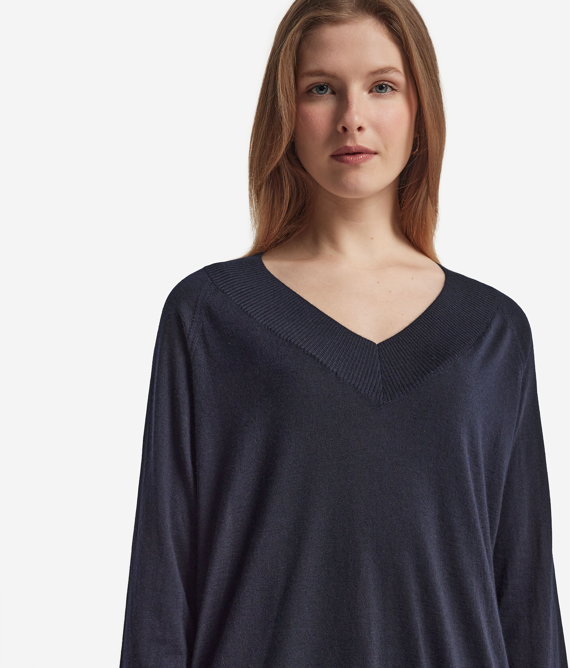 Ultrafine Cashmere V-Neck Jumper