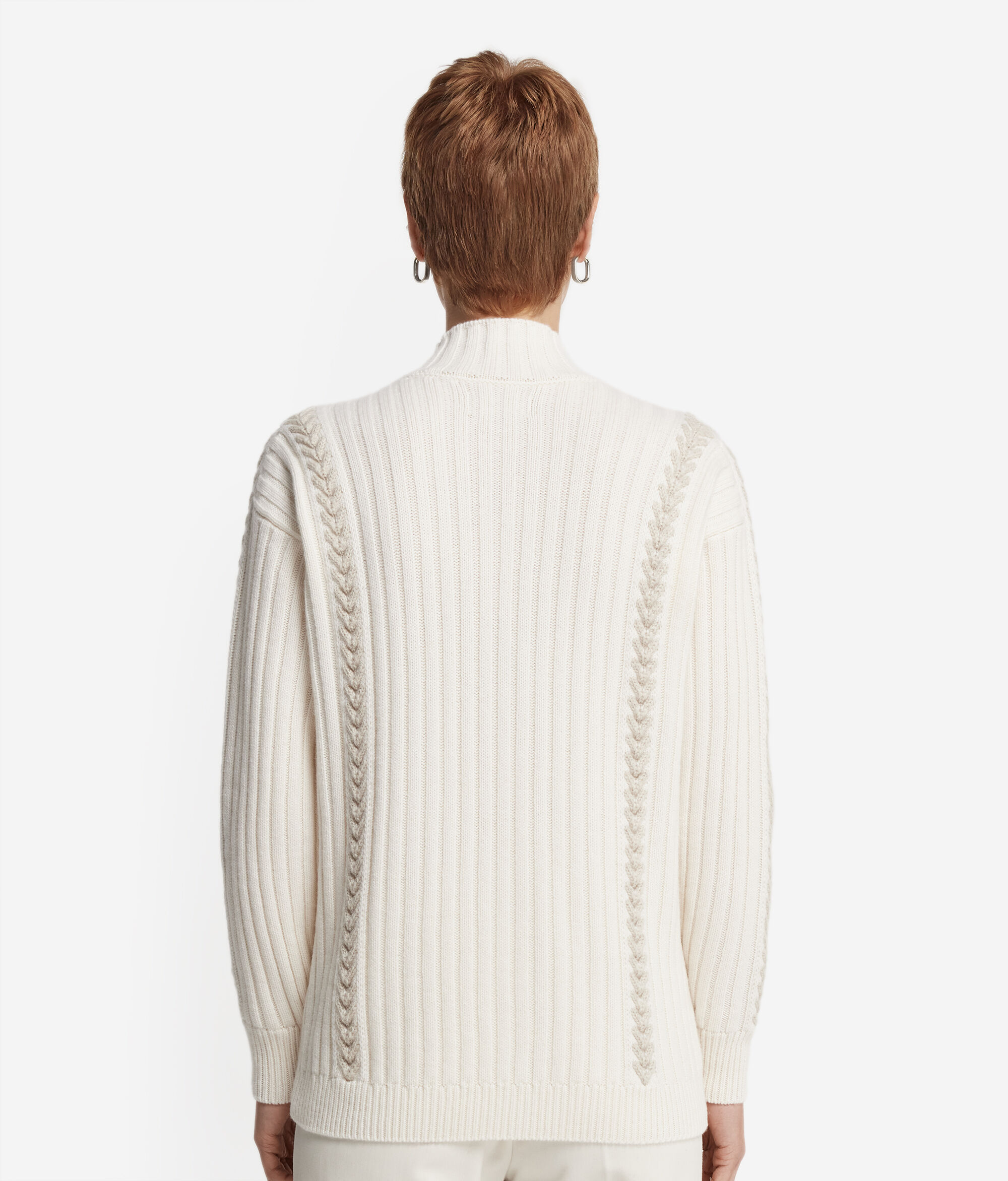 Maglia Lupetto Ricamata con Motivo a Coste in Cashmere Ultrasoft