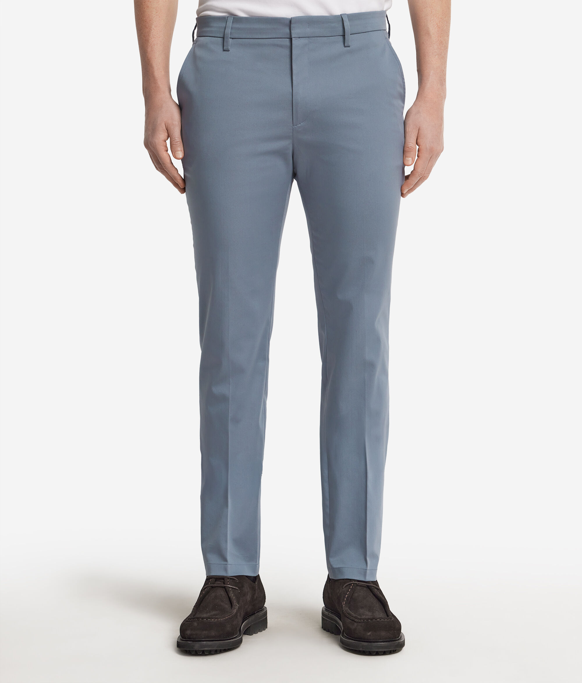 Lightweight Chinos