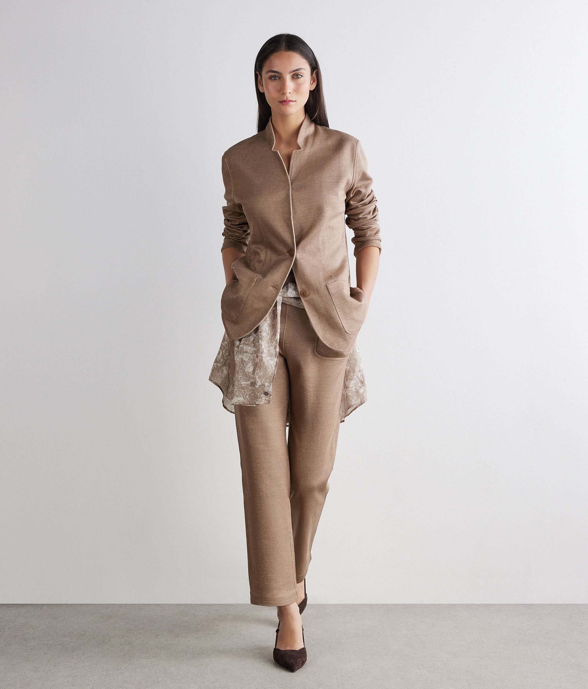 Reversible two-tone linen and cotton pants