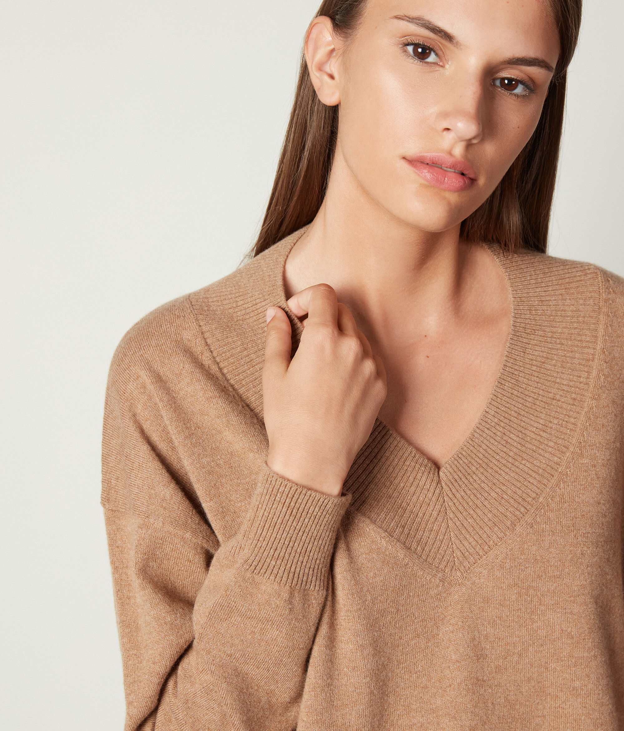 Maxi-Pullover aus Kaschmir Ultrasoft mit V-Ausschnitt