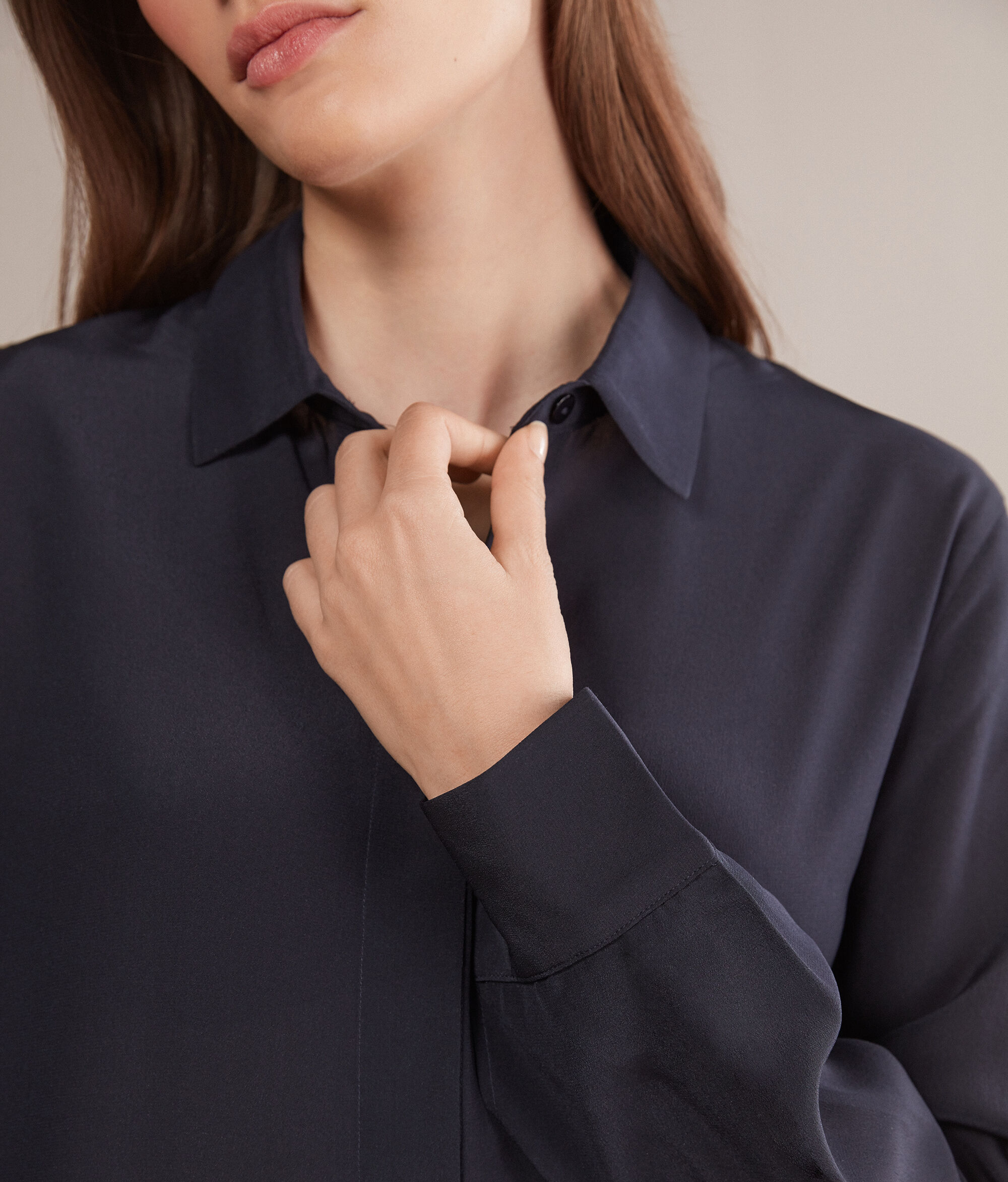 Рубашка из шелка