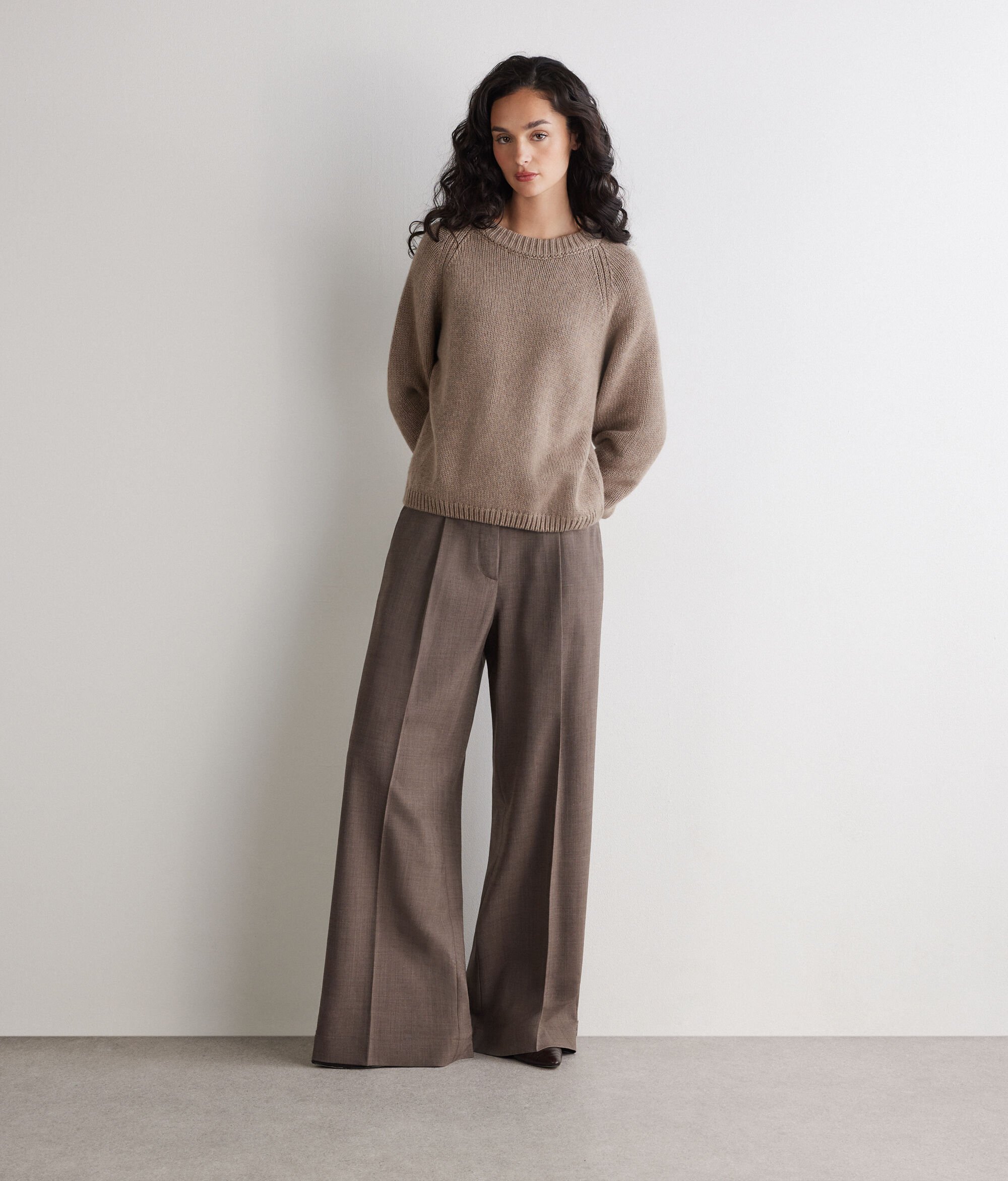 Rundhalspullover aus Kaschmir-Strick