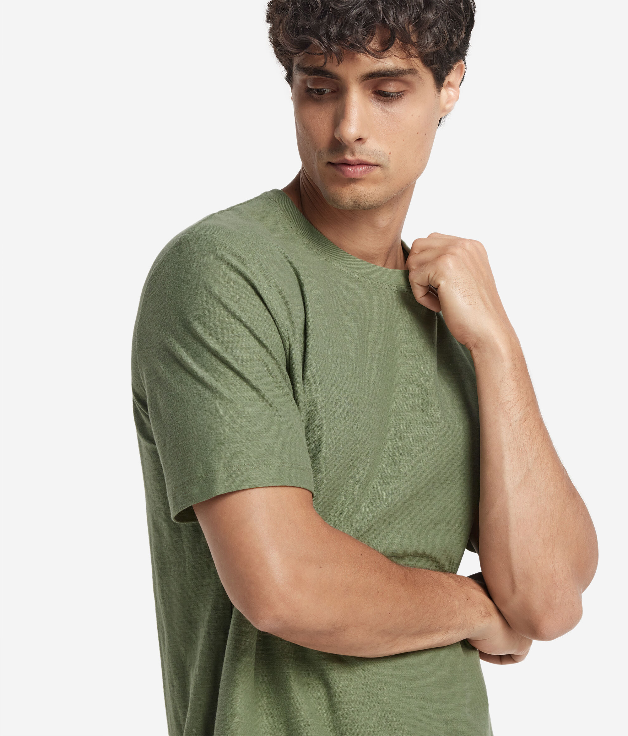 Camiseta con manga corta twist