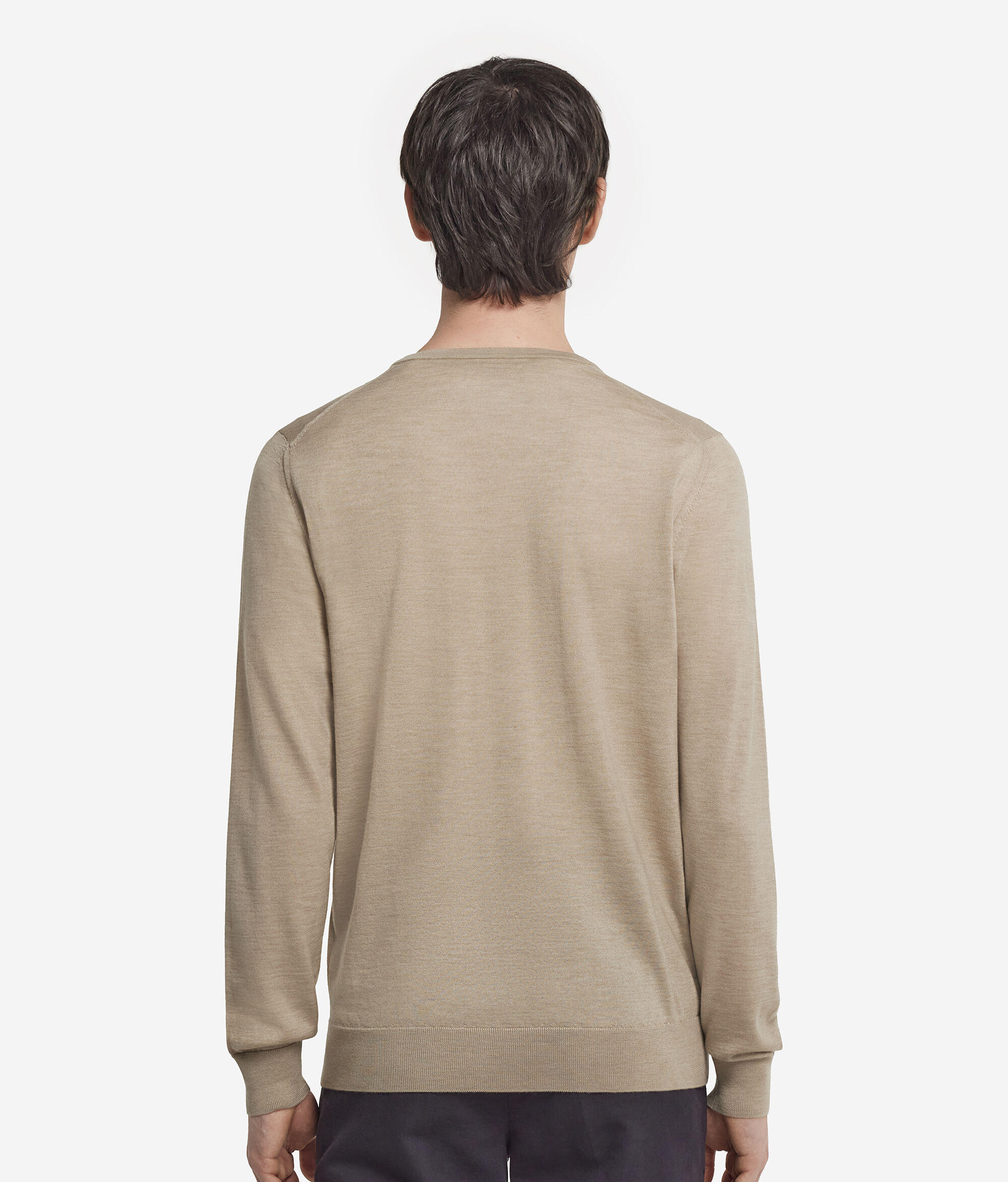 Pull homme en cachemire ultra-fin à col en V