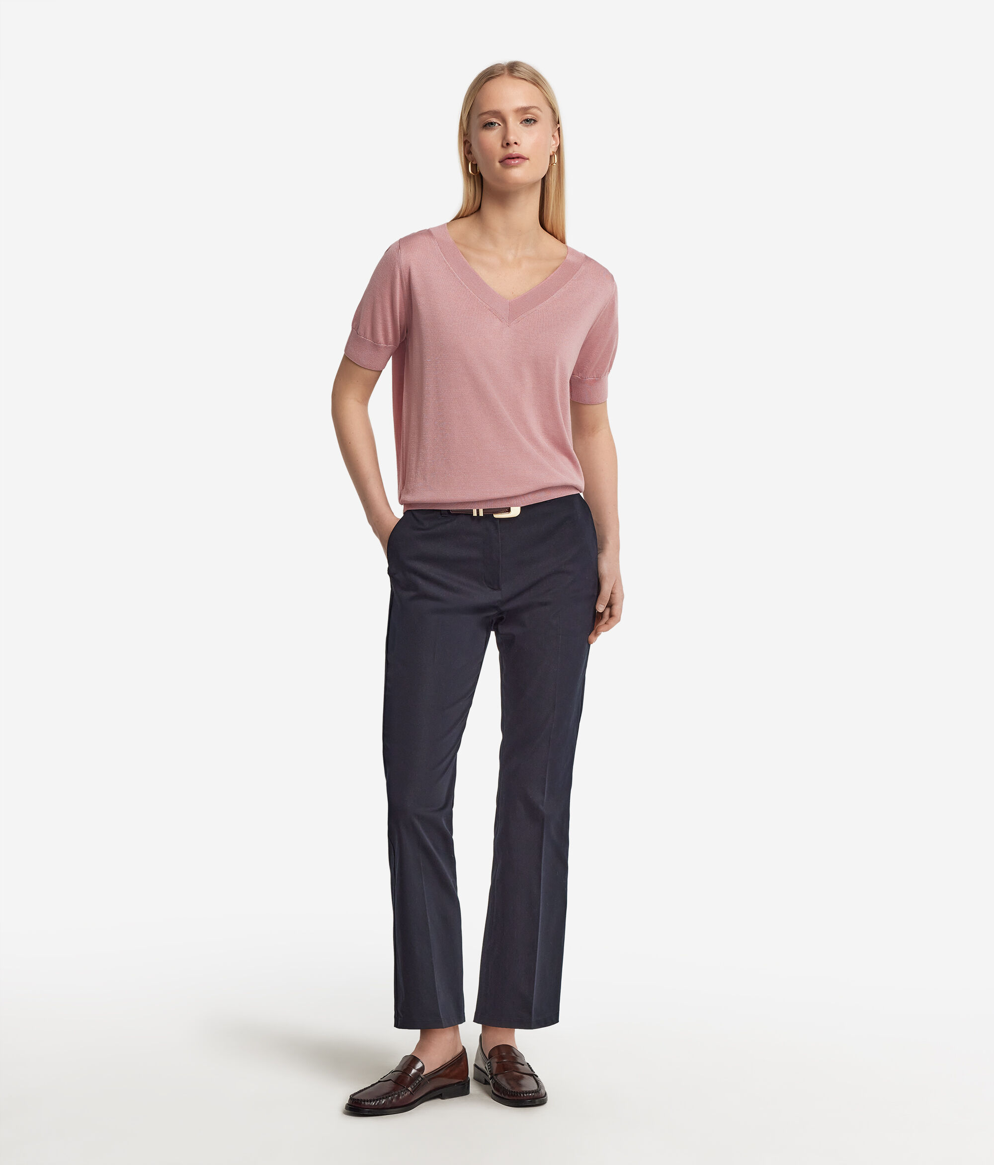 Κοντομάνικη Μπλούζα με Λαιμόκοψη V από Silk Cotton