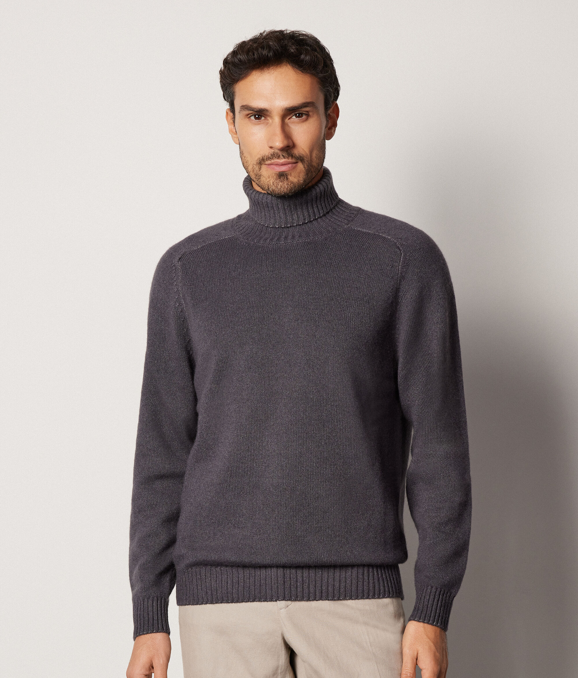 Ultrasoft Cashmere Turtleneck