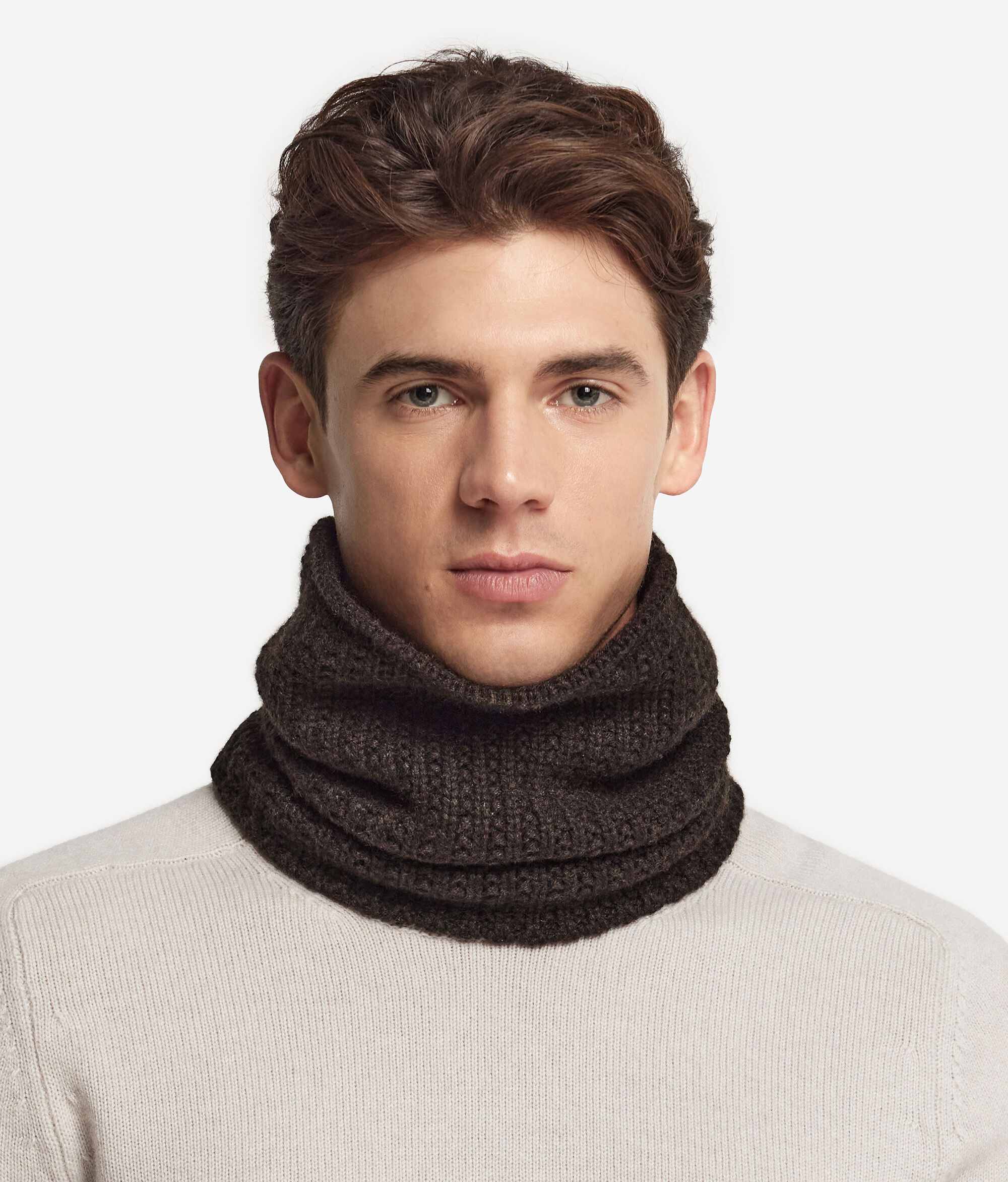 Ribbed Cashmere Snood