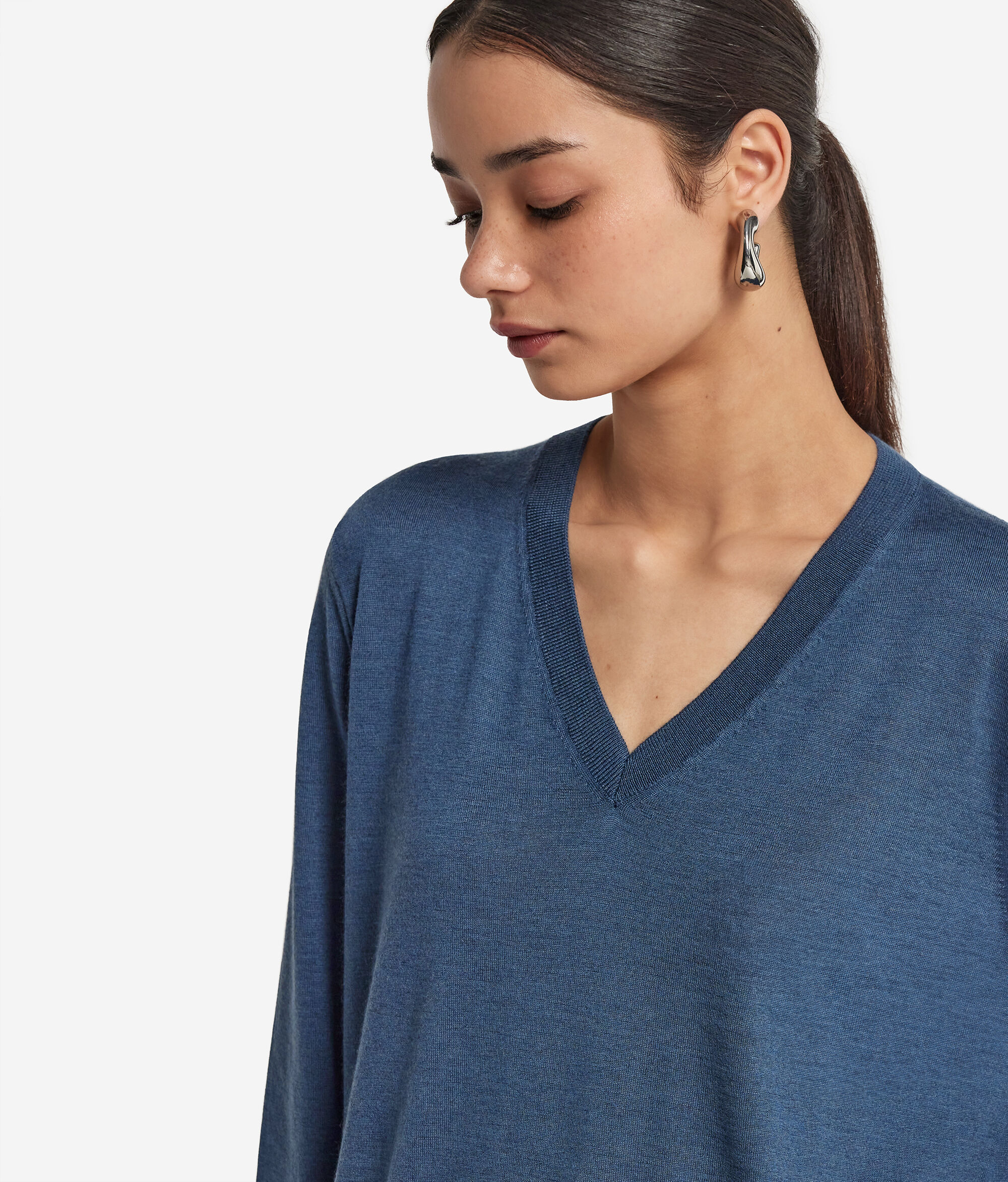 Ultrafine Cashmere V-Neck Sweater
