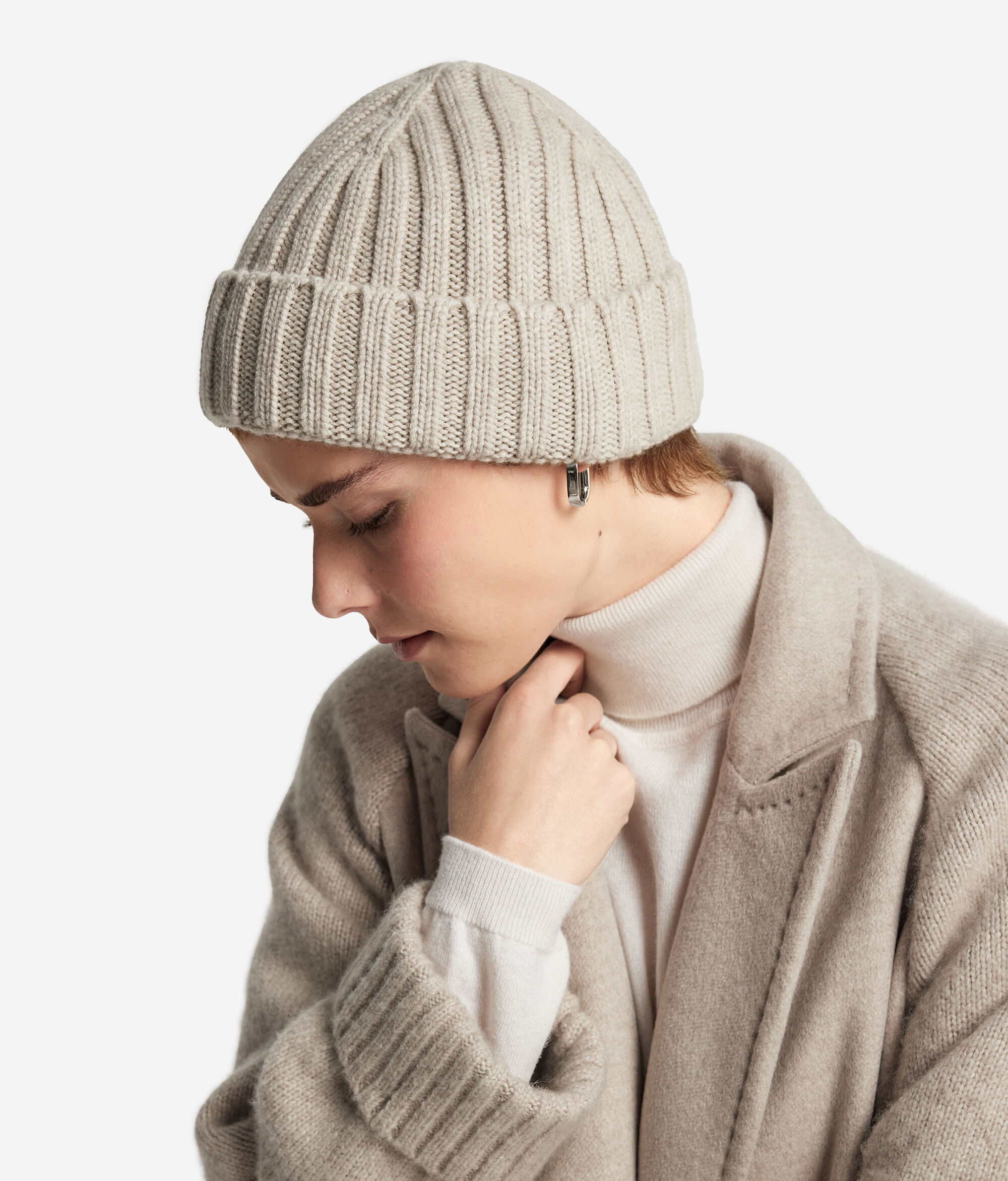 Cashmere Hat with Silk Lining