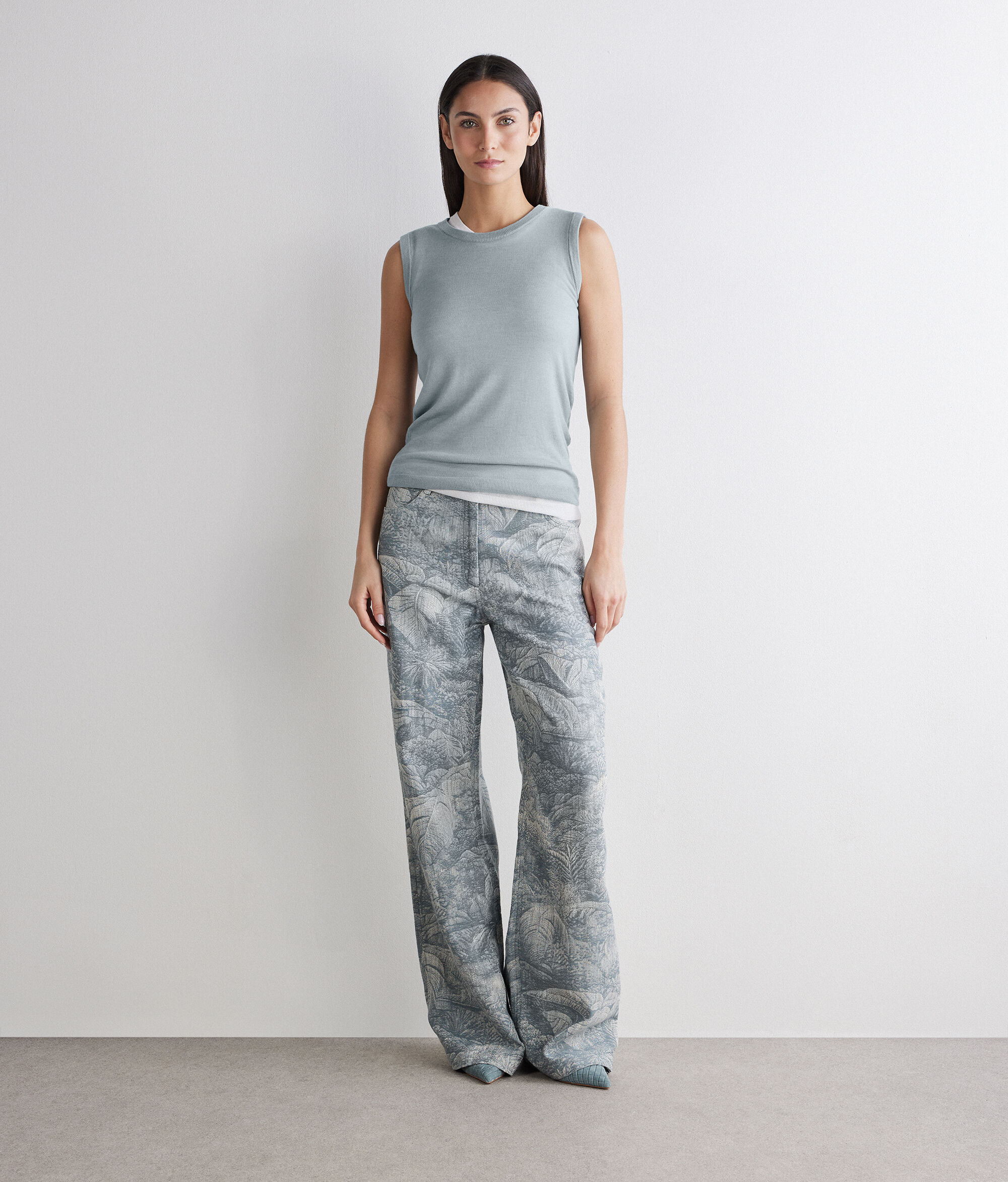 Basic Airfine Cashmere camisole