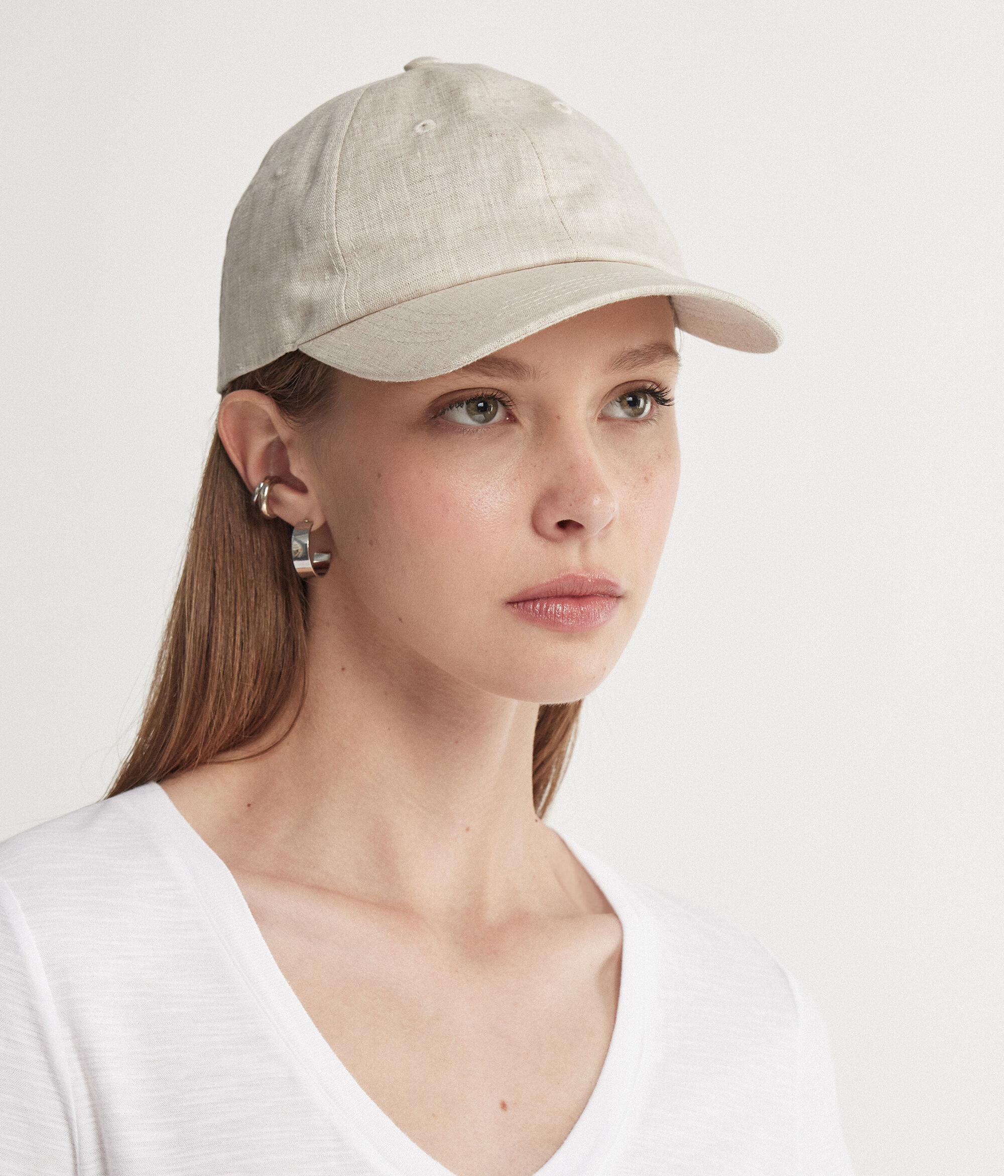 Бейсболка изо льна