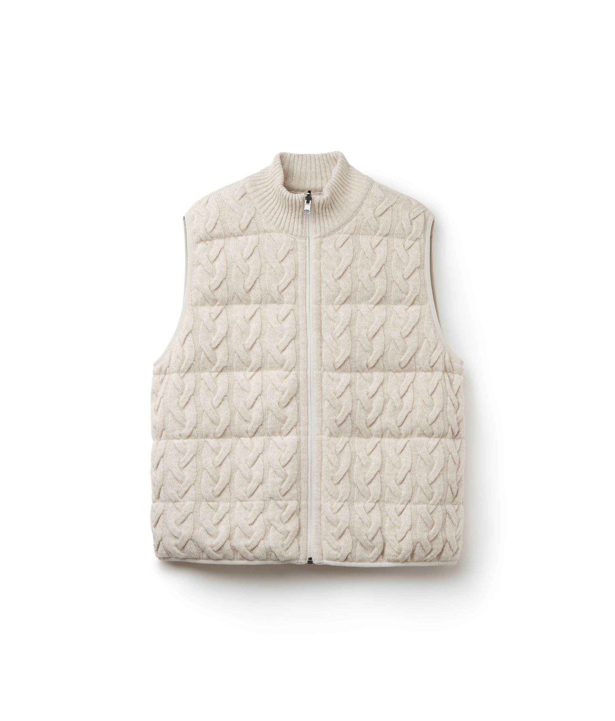 Sleeveless Reversible Cable-Knit Down Gilet_8176