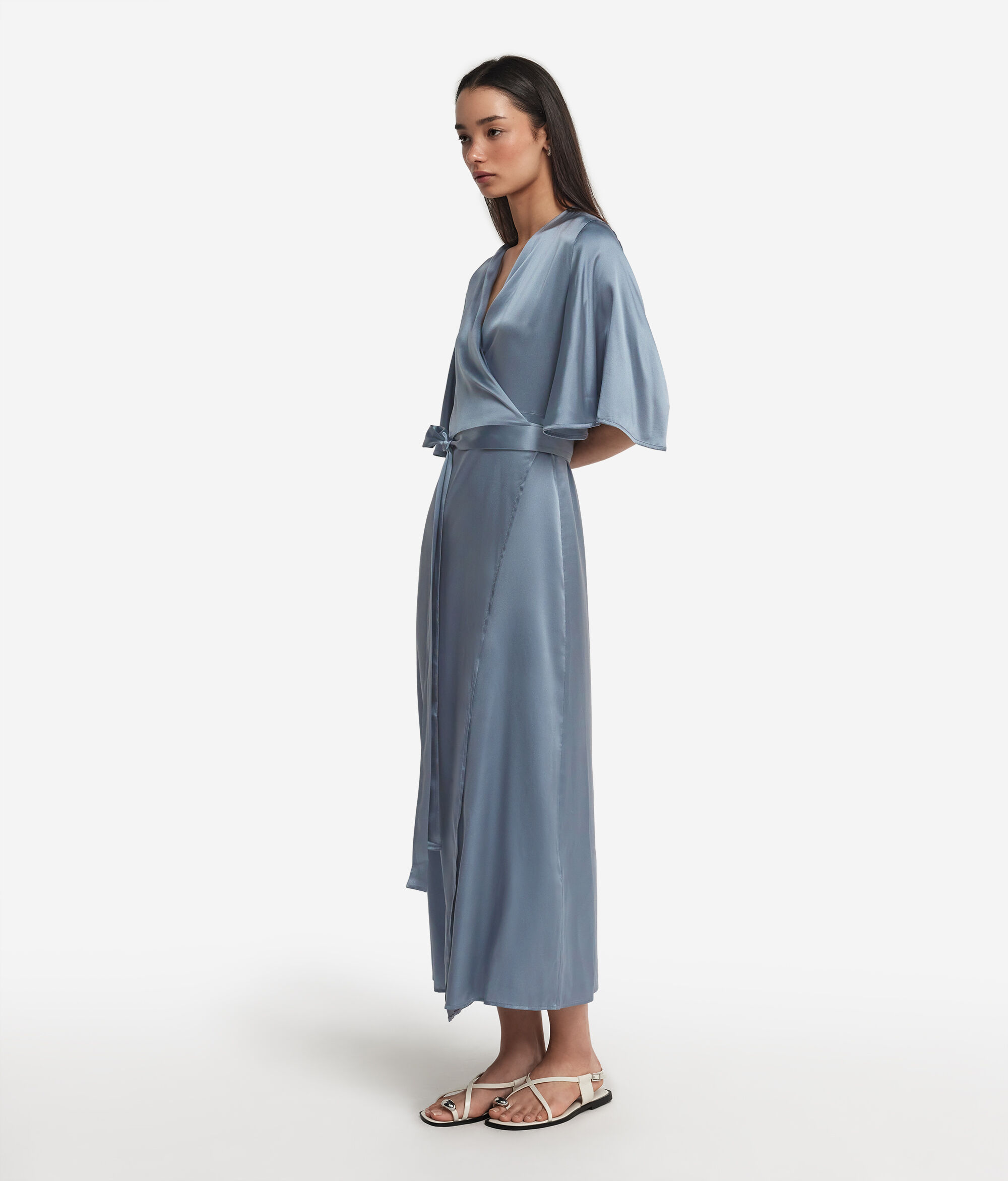Robe portefeuille en satin