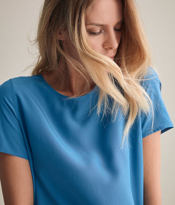 Блуза из шелка и модала