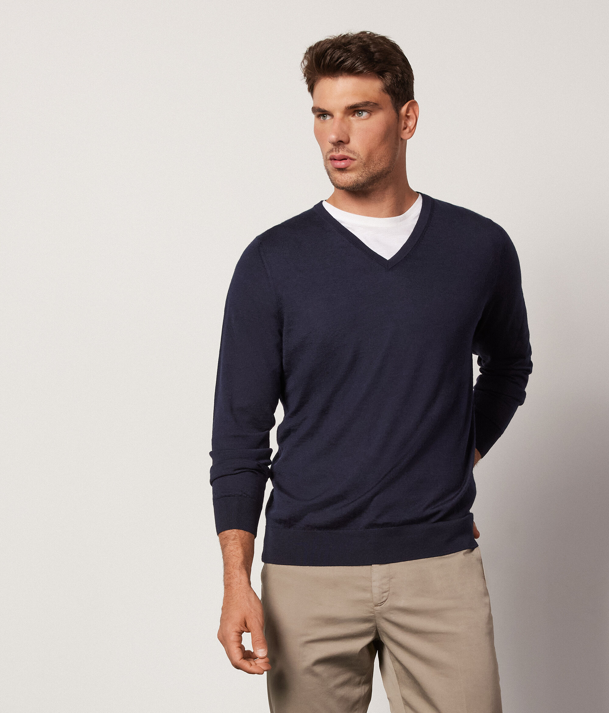 Camisola com Decote em V em Ultrafine Cashmere