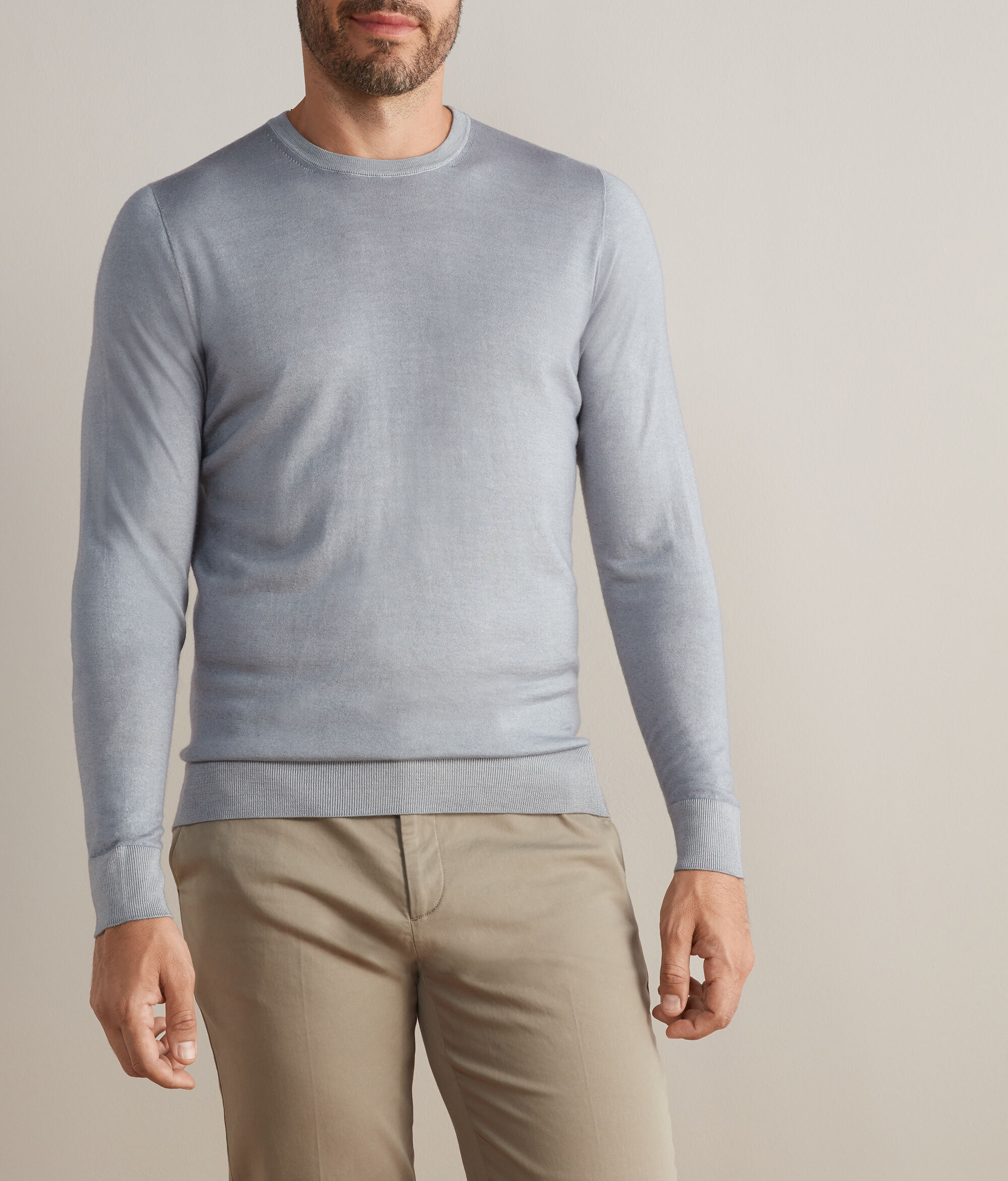 Ultrafine cashmere crew neck sweater