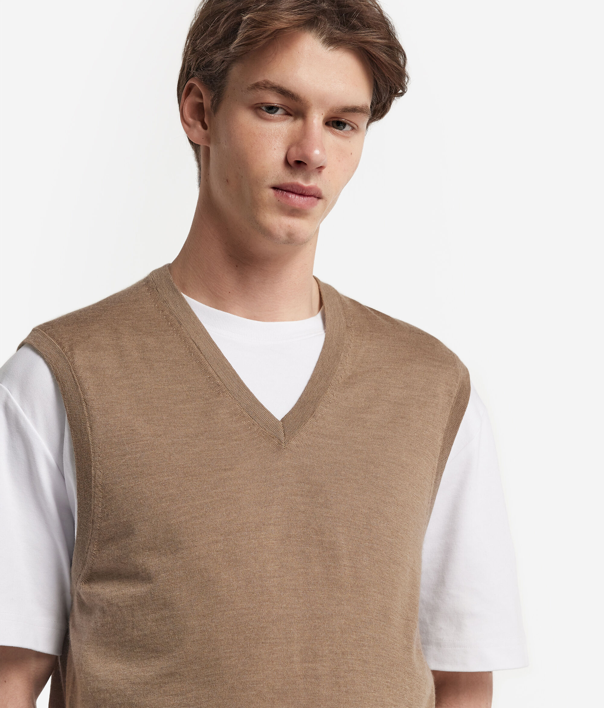 Ultrafine Cashmere Sleeveless V-Neck Jumper