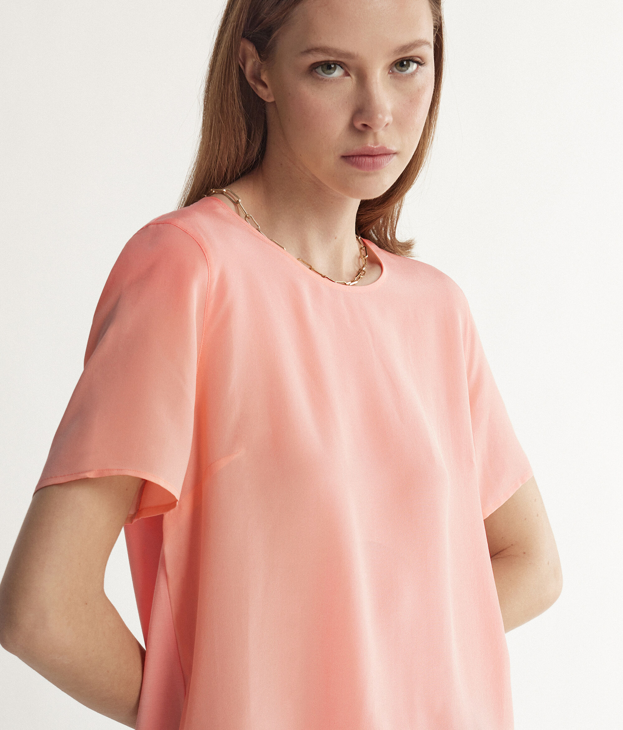 Yuvarlak Yaka İpek T-shirt
