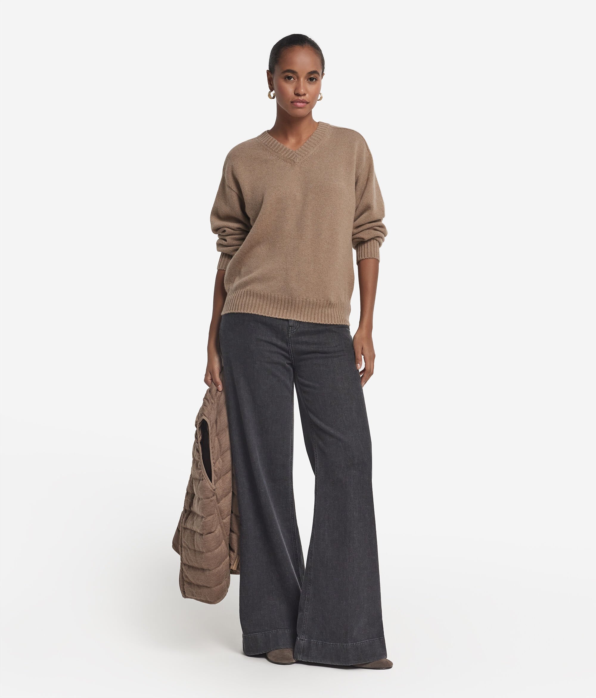 Ultrasoft Cashmere V-Neck Jumper with Set-In Sleeves