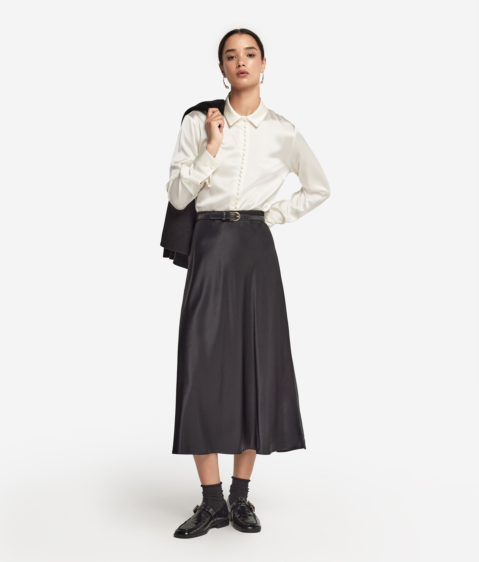 Camisa de raso de seda con botones