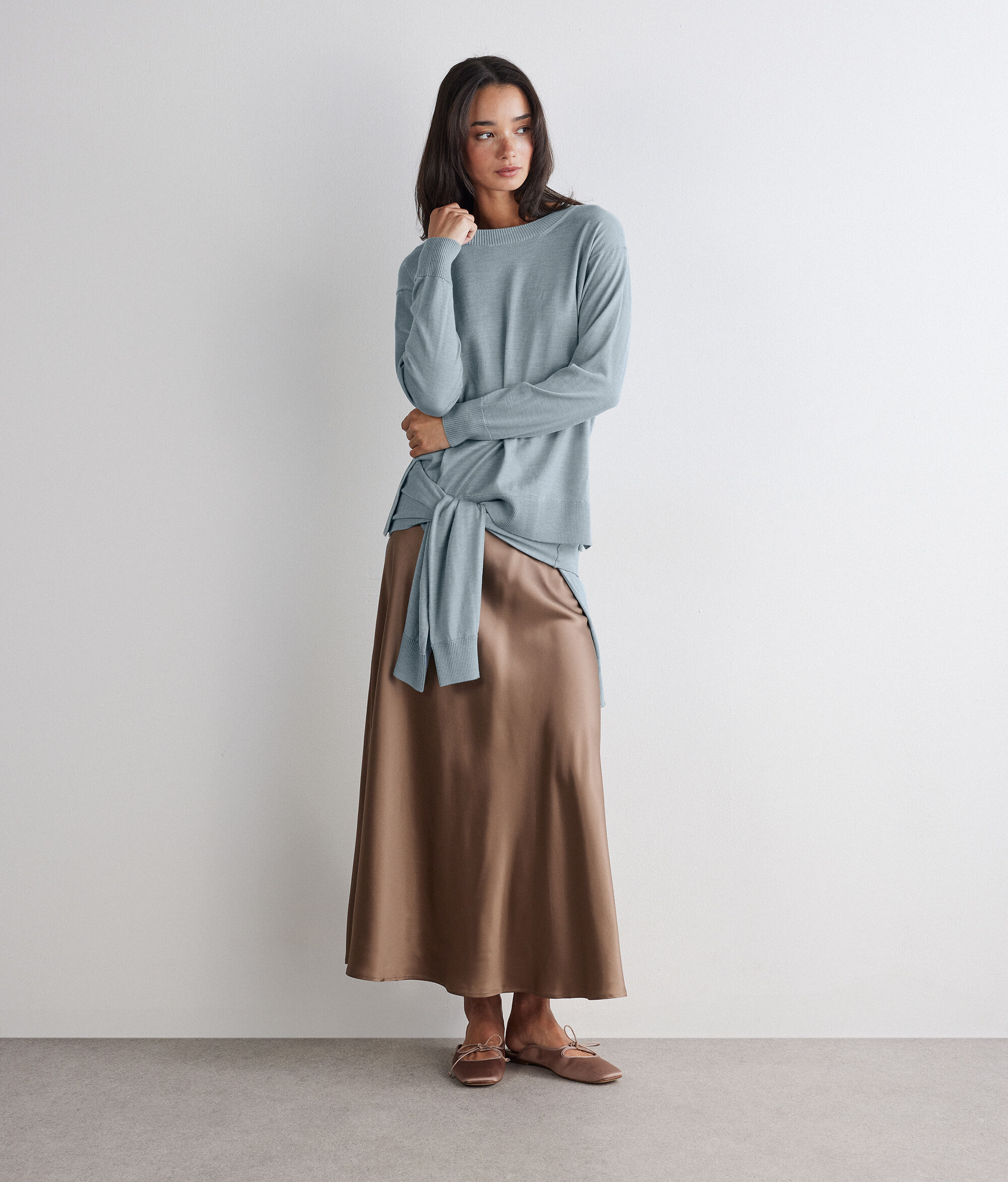 Rundhalspullover aus Kaschmir mit Schlitzen