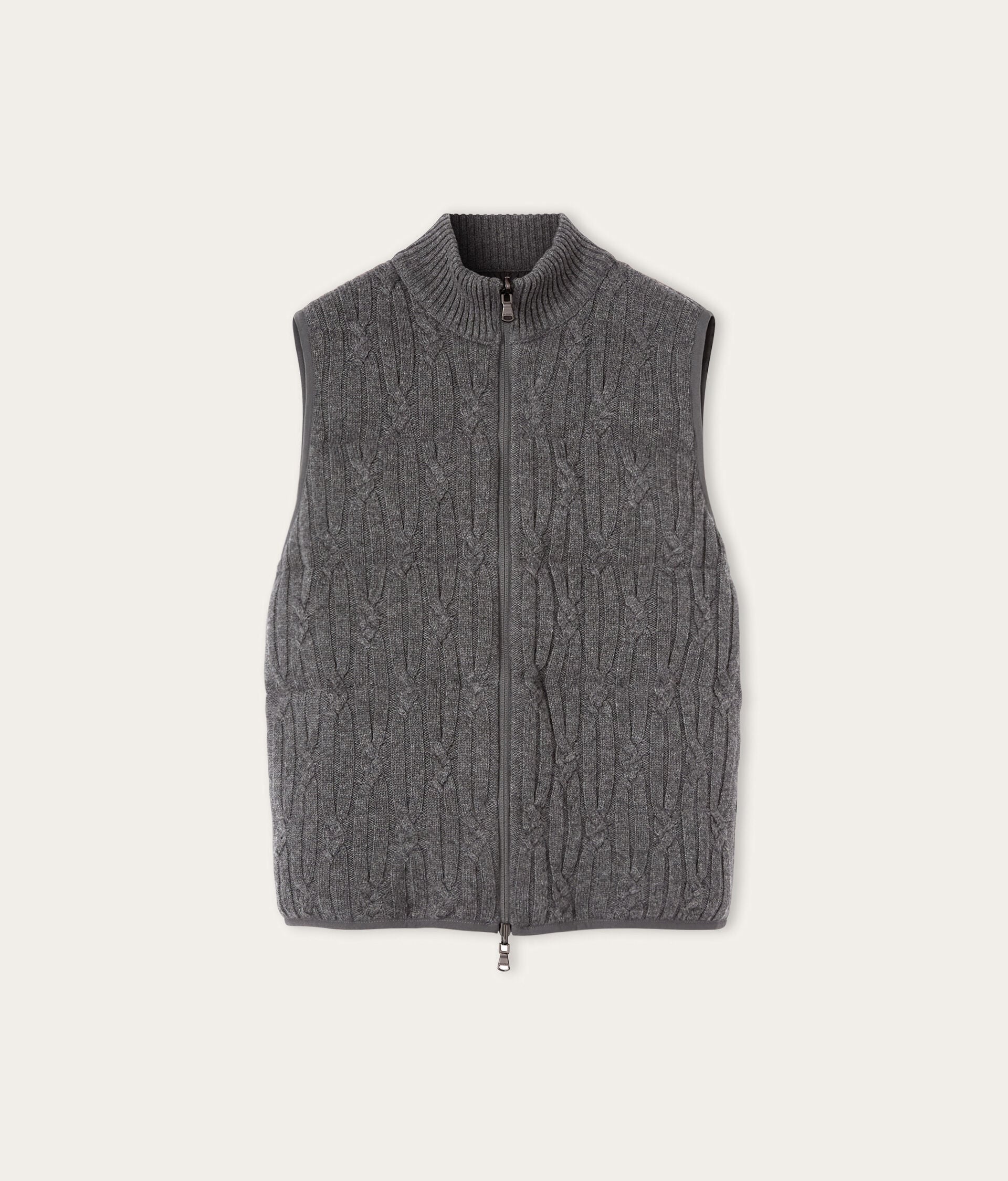 Reversible sleeveless cable-knit cashmere down jacket