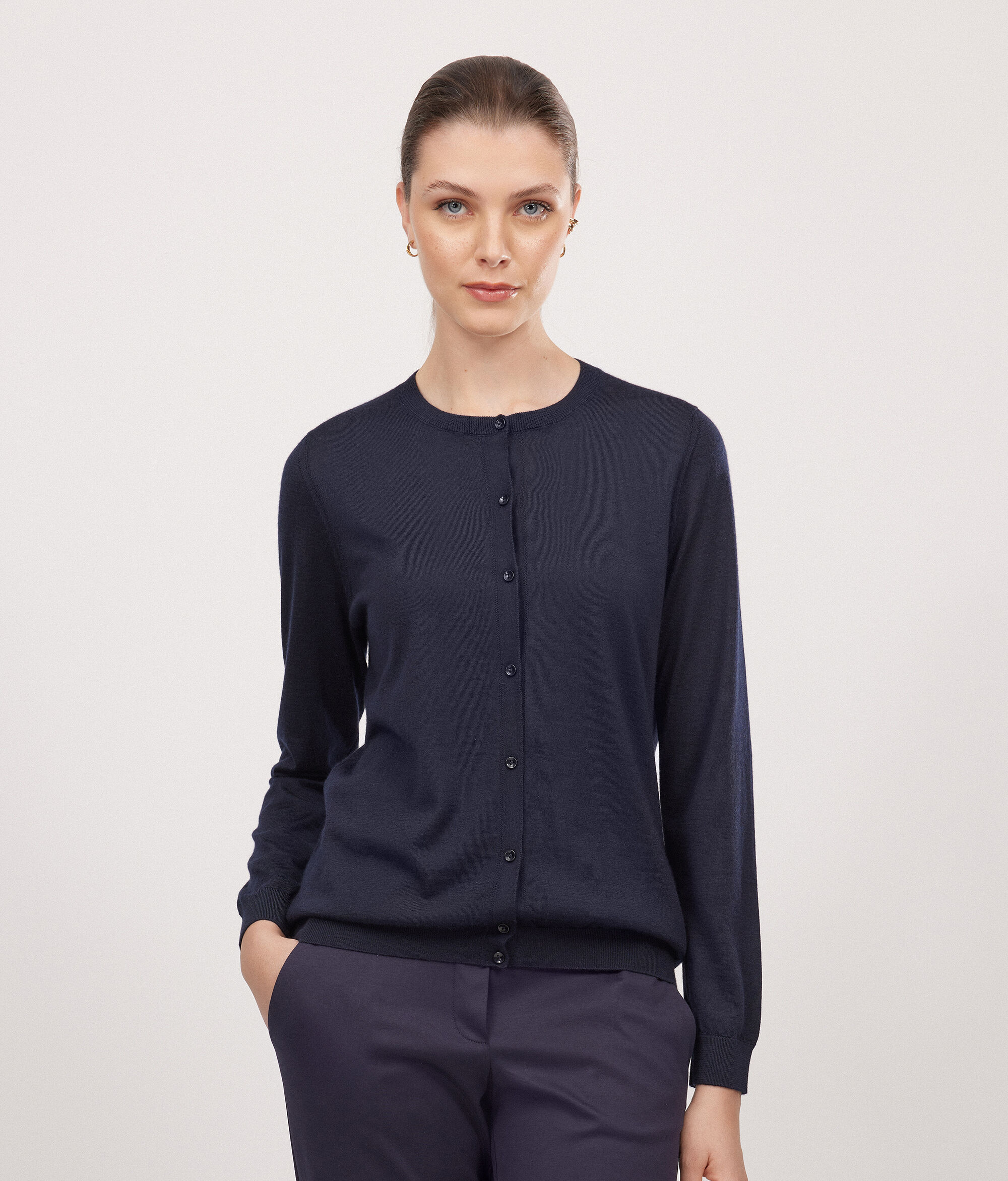 Gilet femme à col rond en cachemire ultra-fin