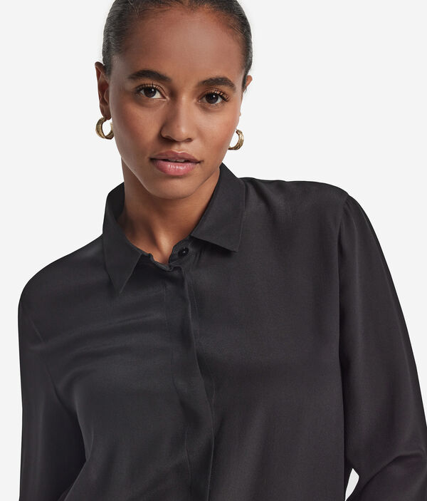 Блуза из шелка