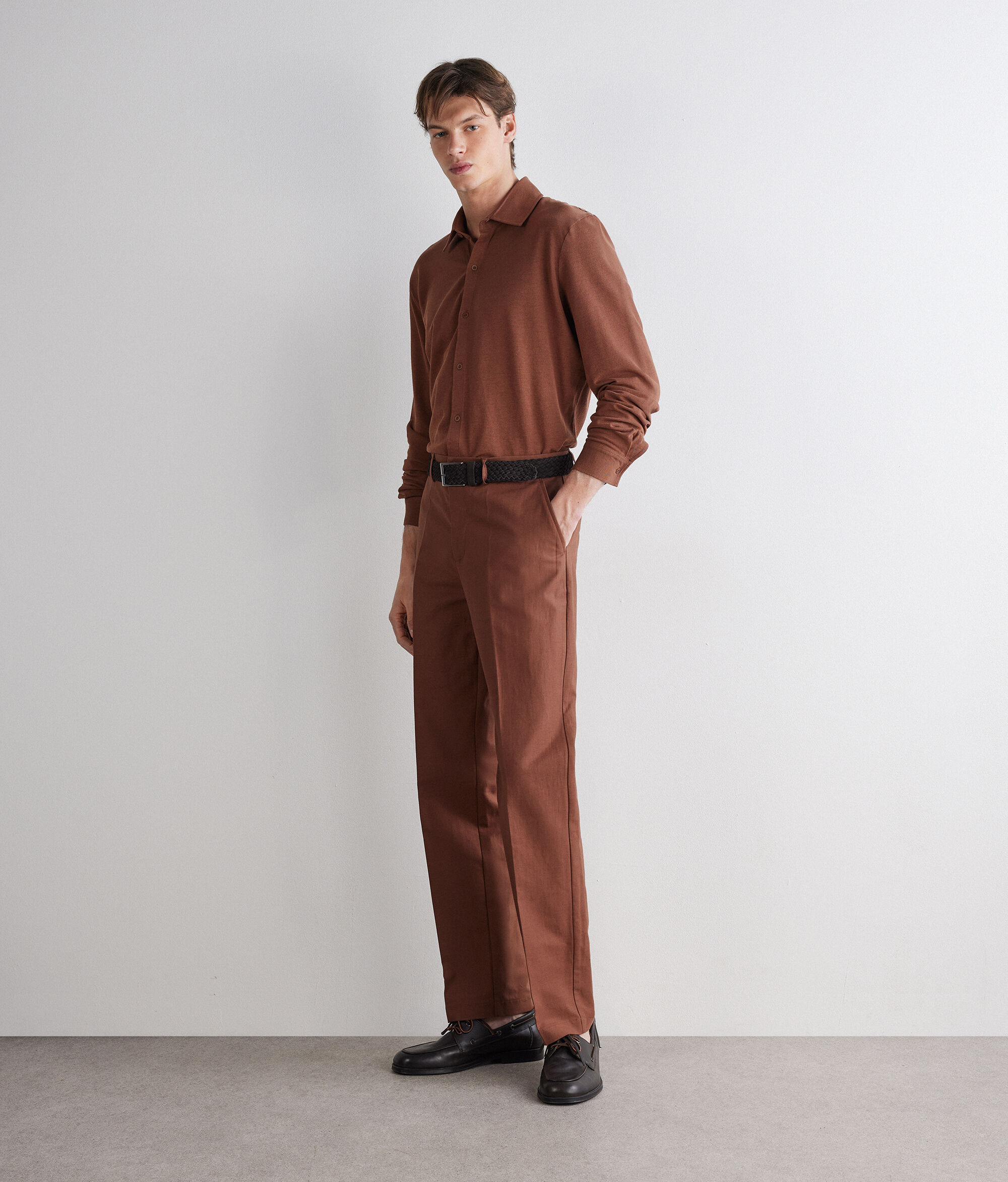 Pantalone gamba larga