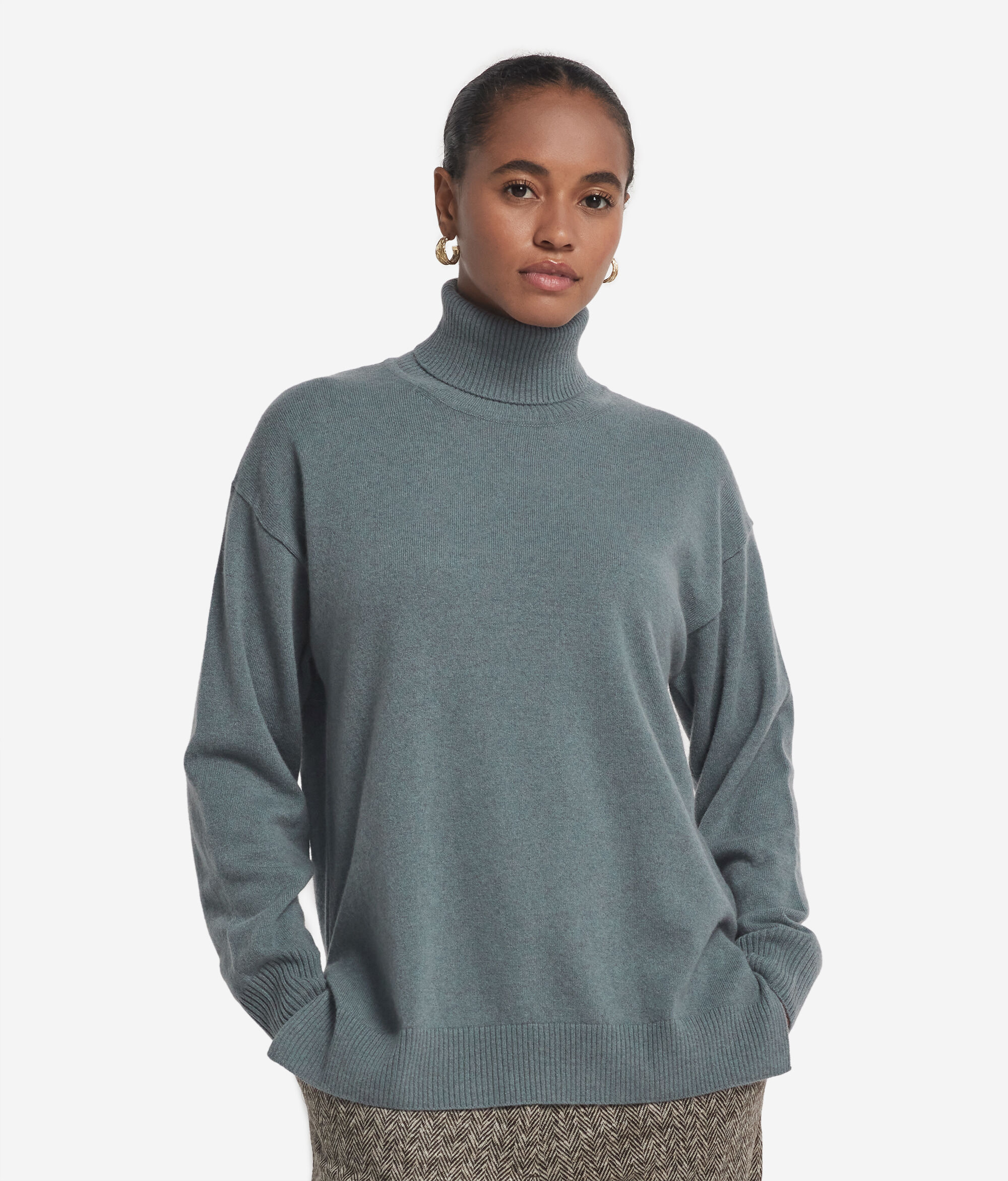 Ultrasoft Cashmere Turtleneck Sweater with Slits