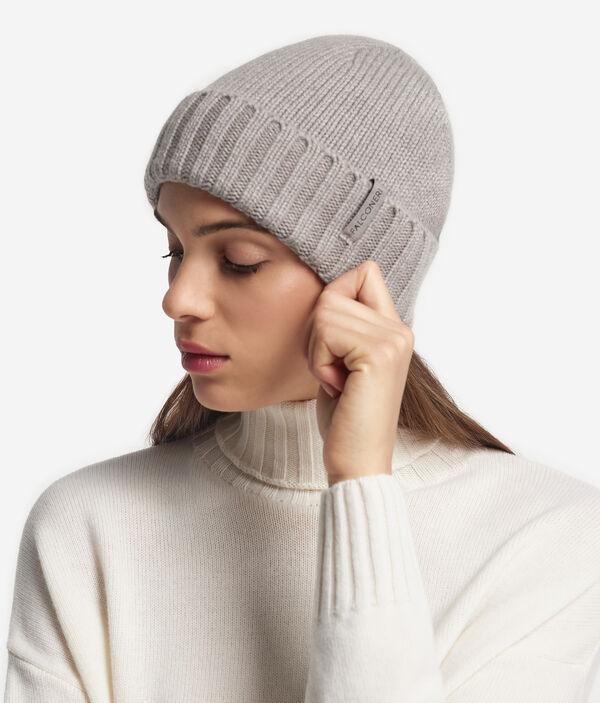 Шапка из ультрамягкого кашемира