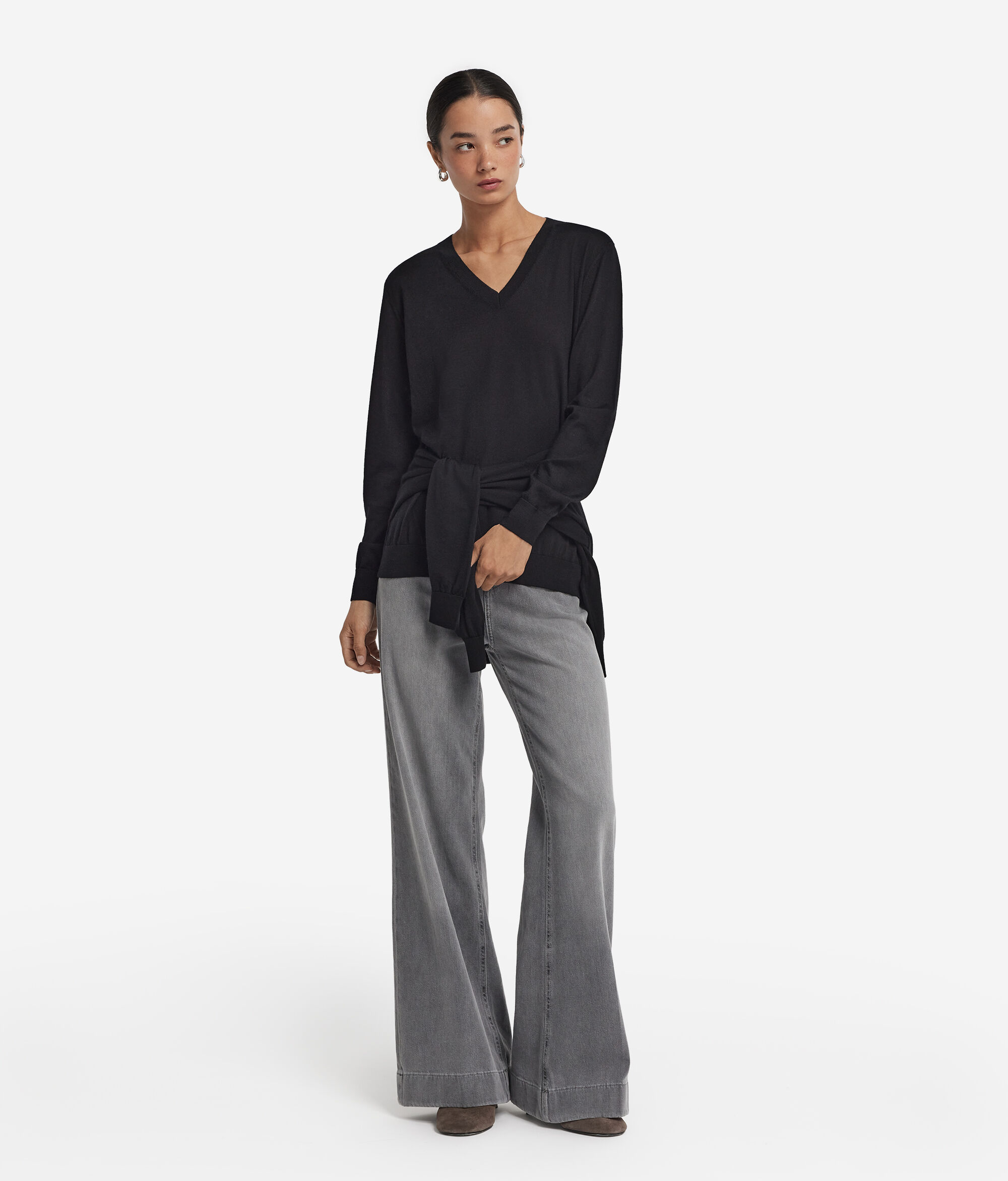 Ultrafine Cashmere V-Neck Jumper