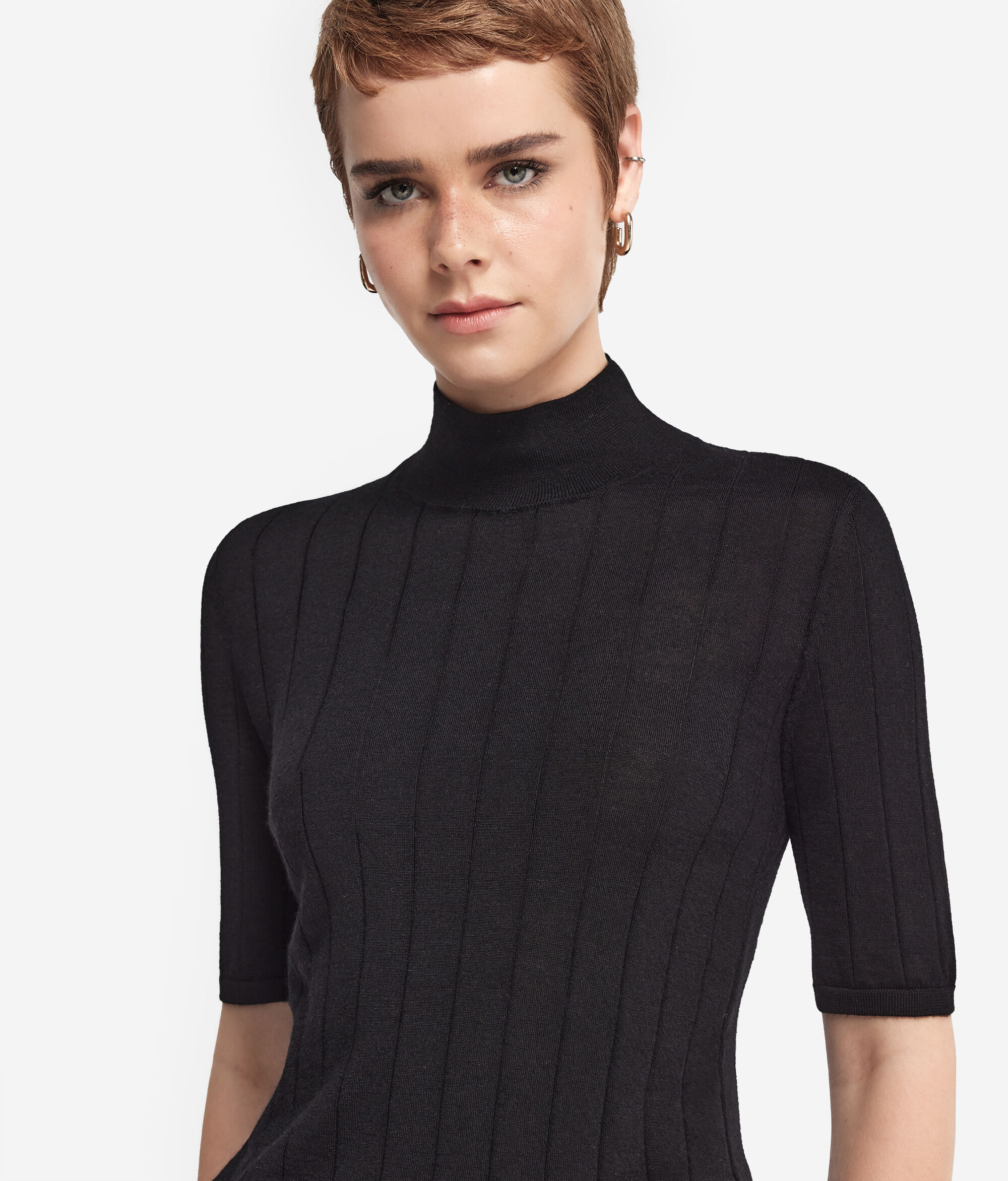 Джемпер с коротким рукавом из ультратонкого кашемира в рубчик