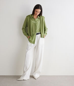 Jedwabna koszula z&nbsp;kołnierzykiem