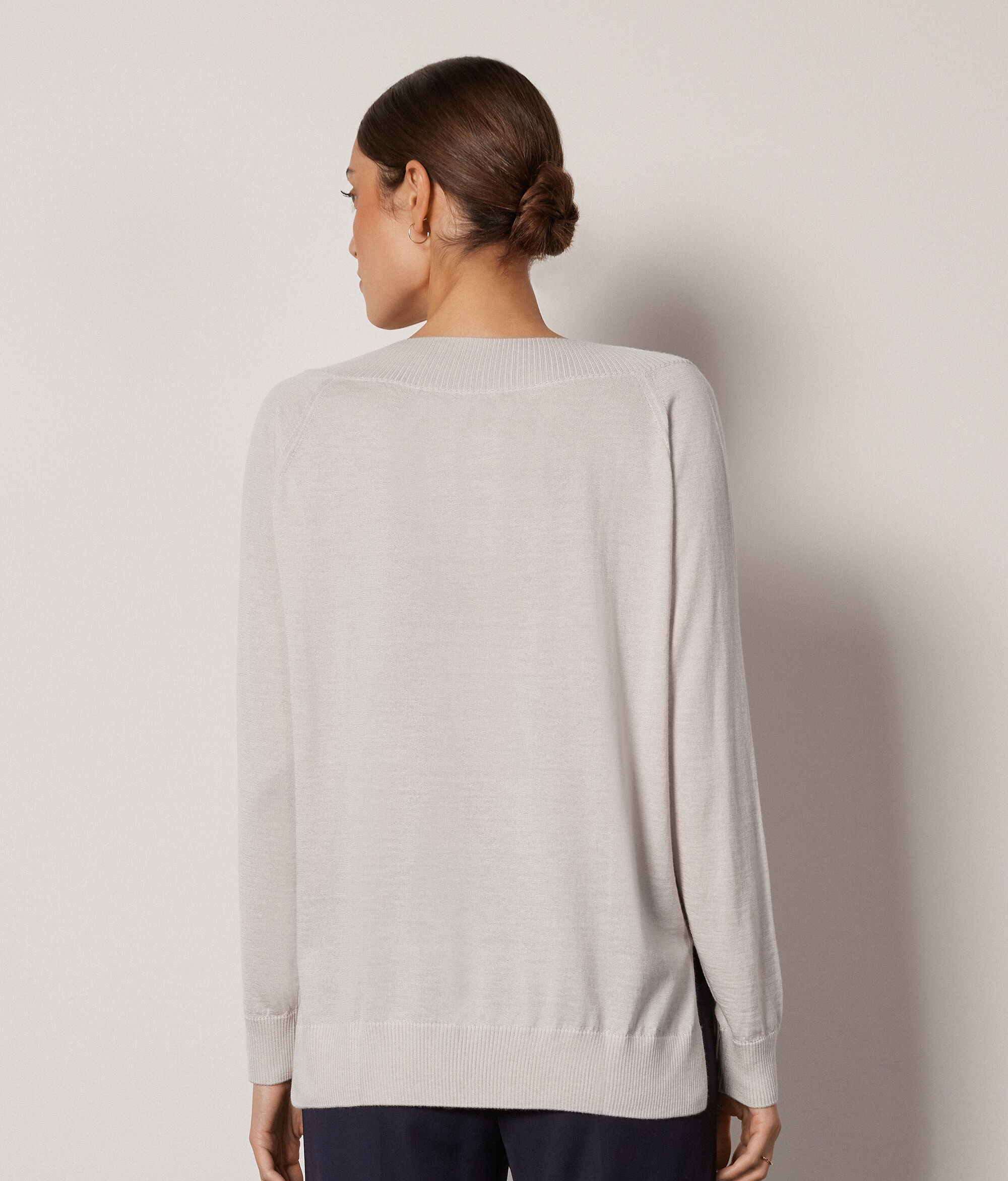 Maglia Scollo V in Cashmere Ultrafine