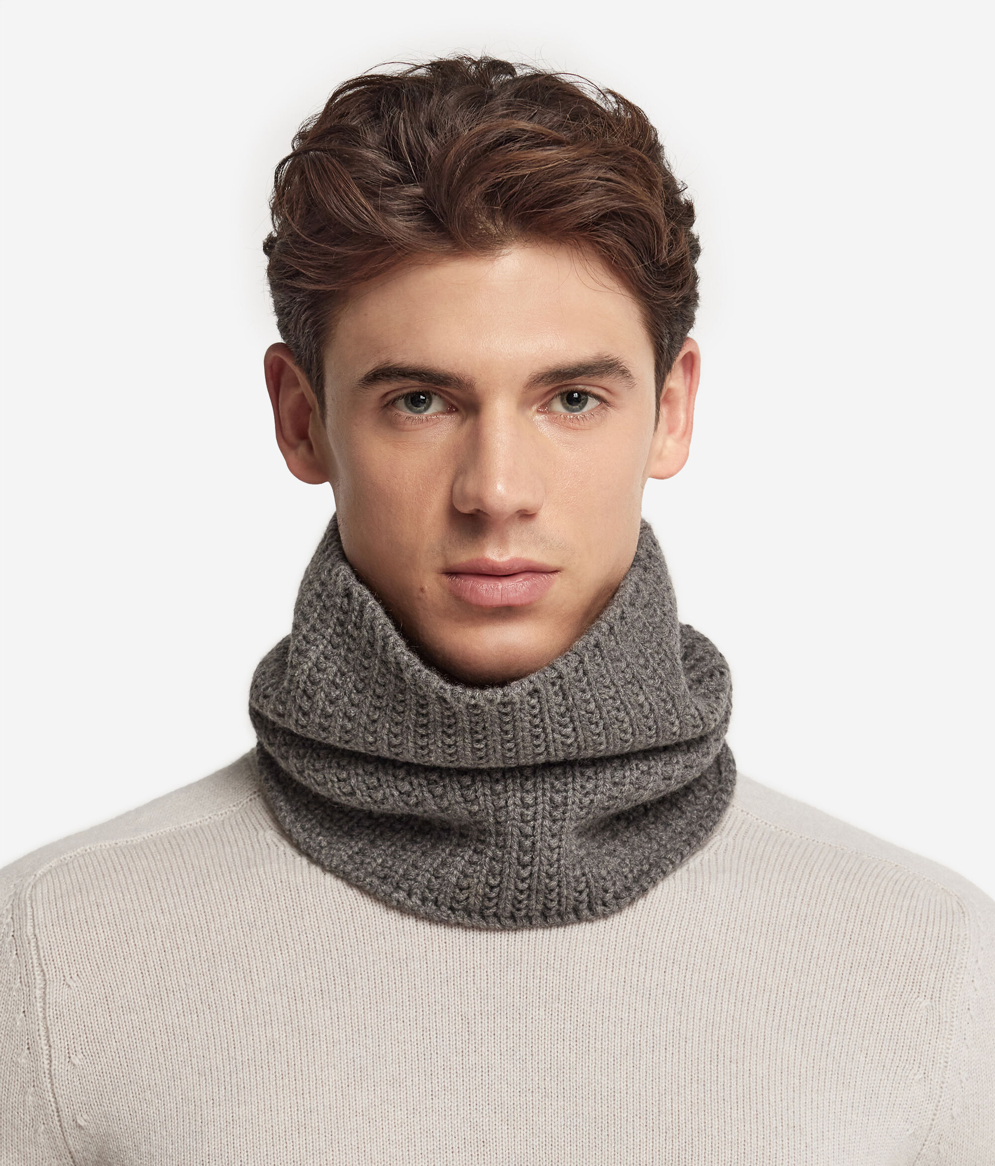 Bufanda circular con fantasía de canalé en cashmere