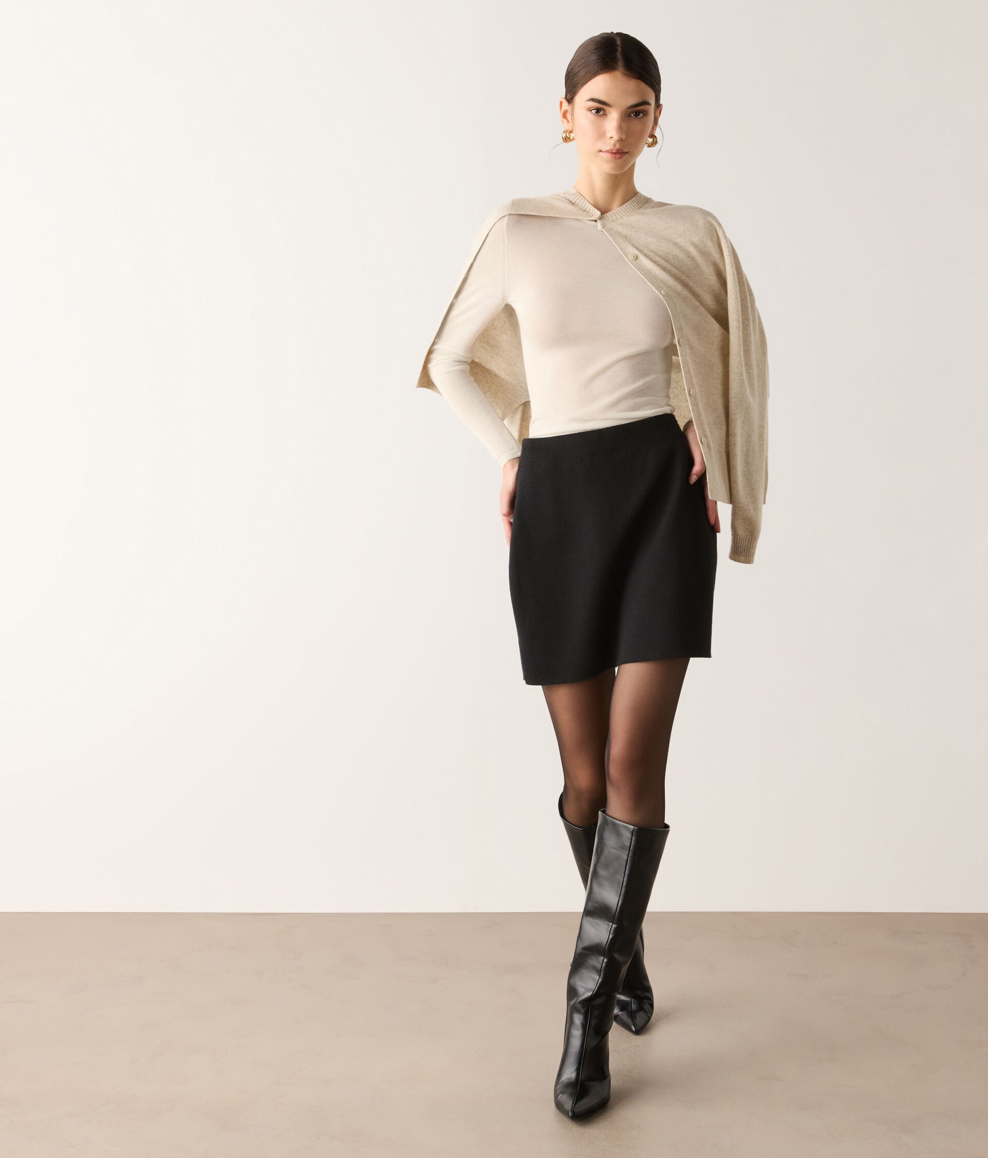 Maglia scollo a barchetta in Cashmere Airfine