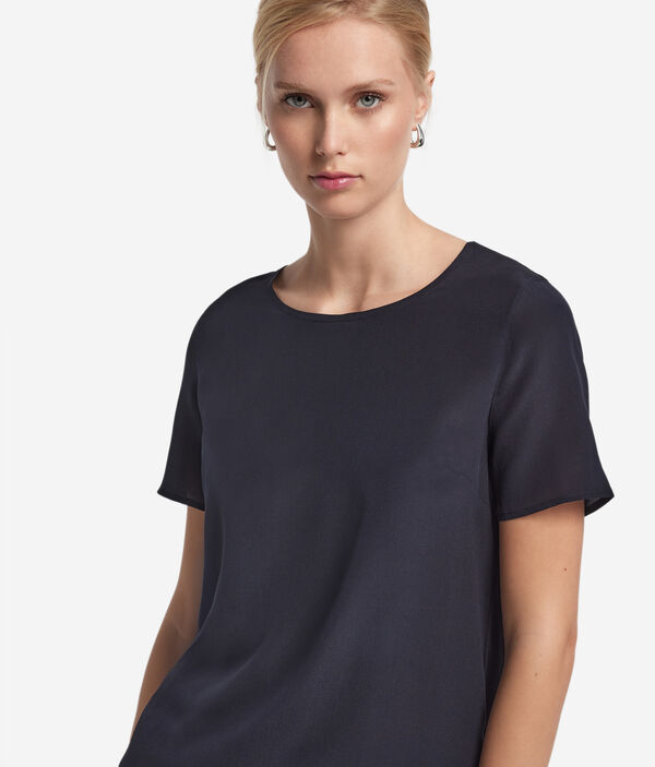 Блуза из шелка и модала