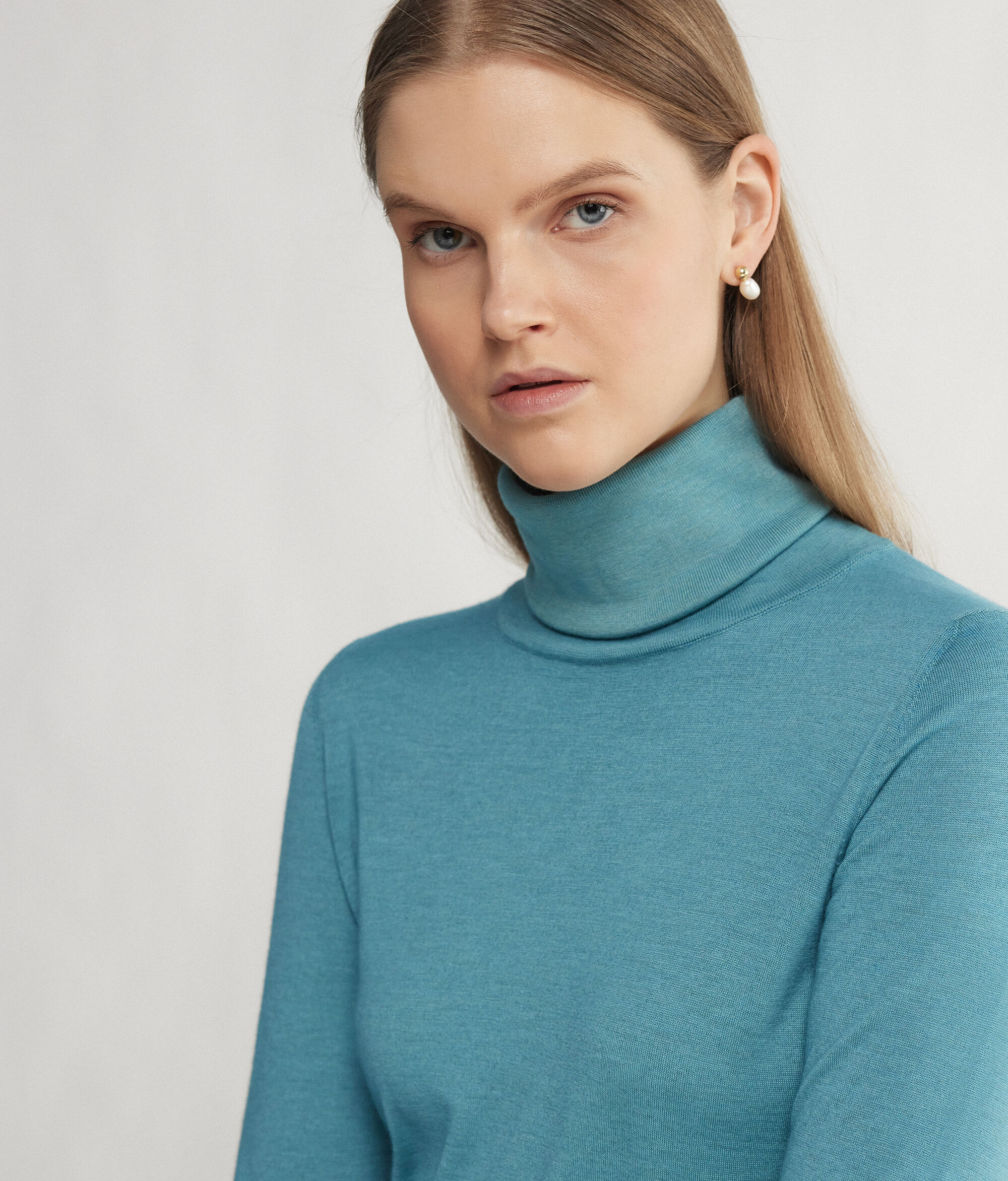 Ultrafine Cashmere Turtleneck Jumper