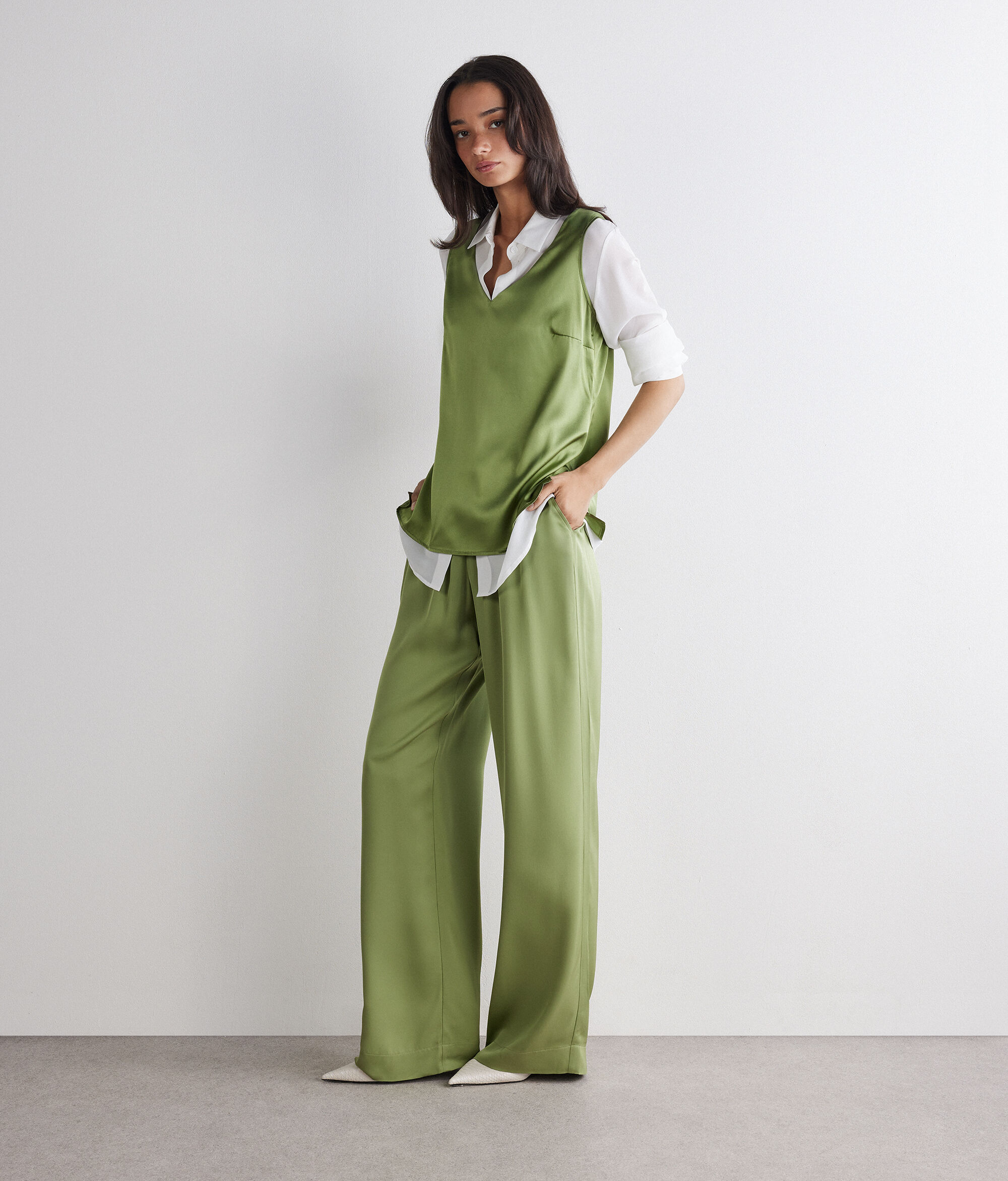 Pantalon en satin mat