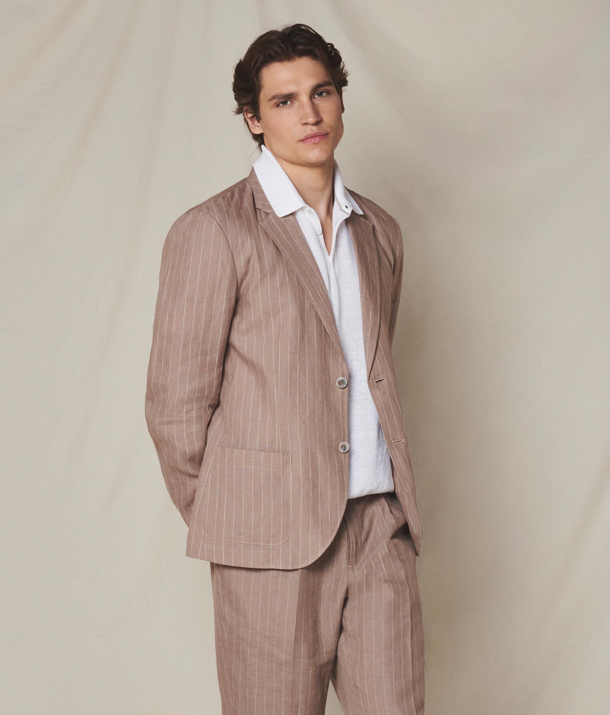Veste en lin à fines rayures