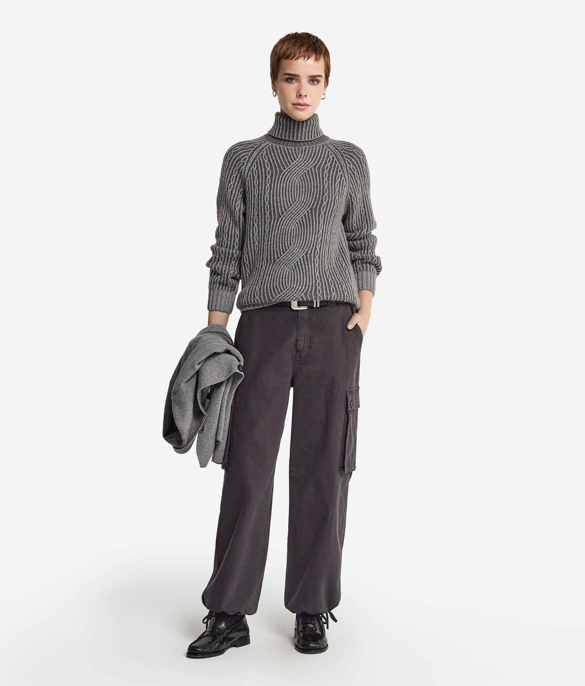 Pull à col montant et torsades bicolore en cachemire ultra-doux