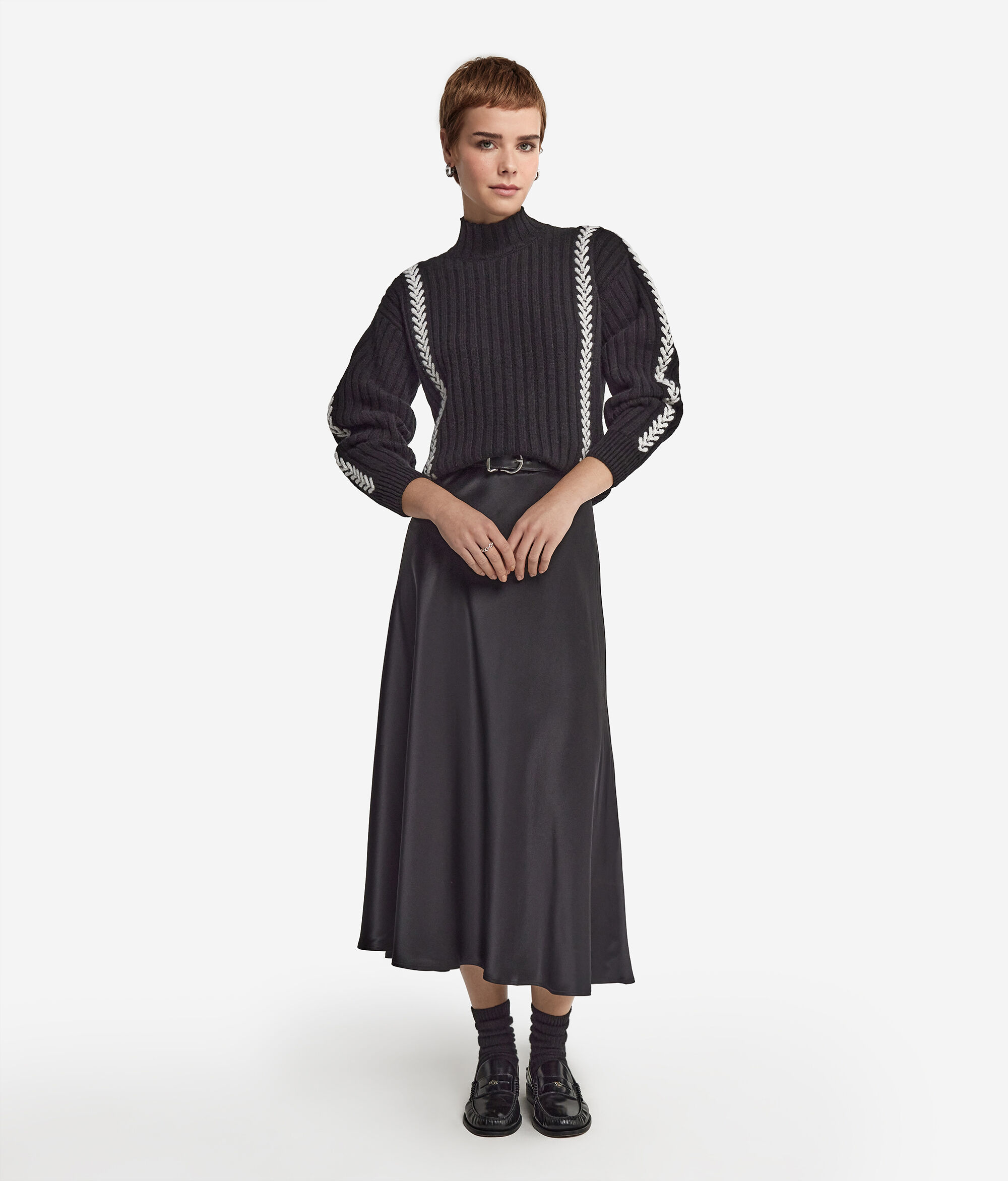 Ultrasoft Cashmere Embroidered Ribbed Motif Mock Turtleneck Sweater